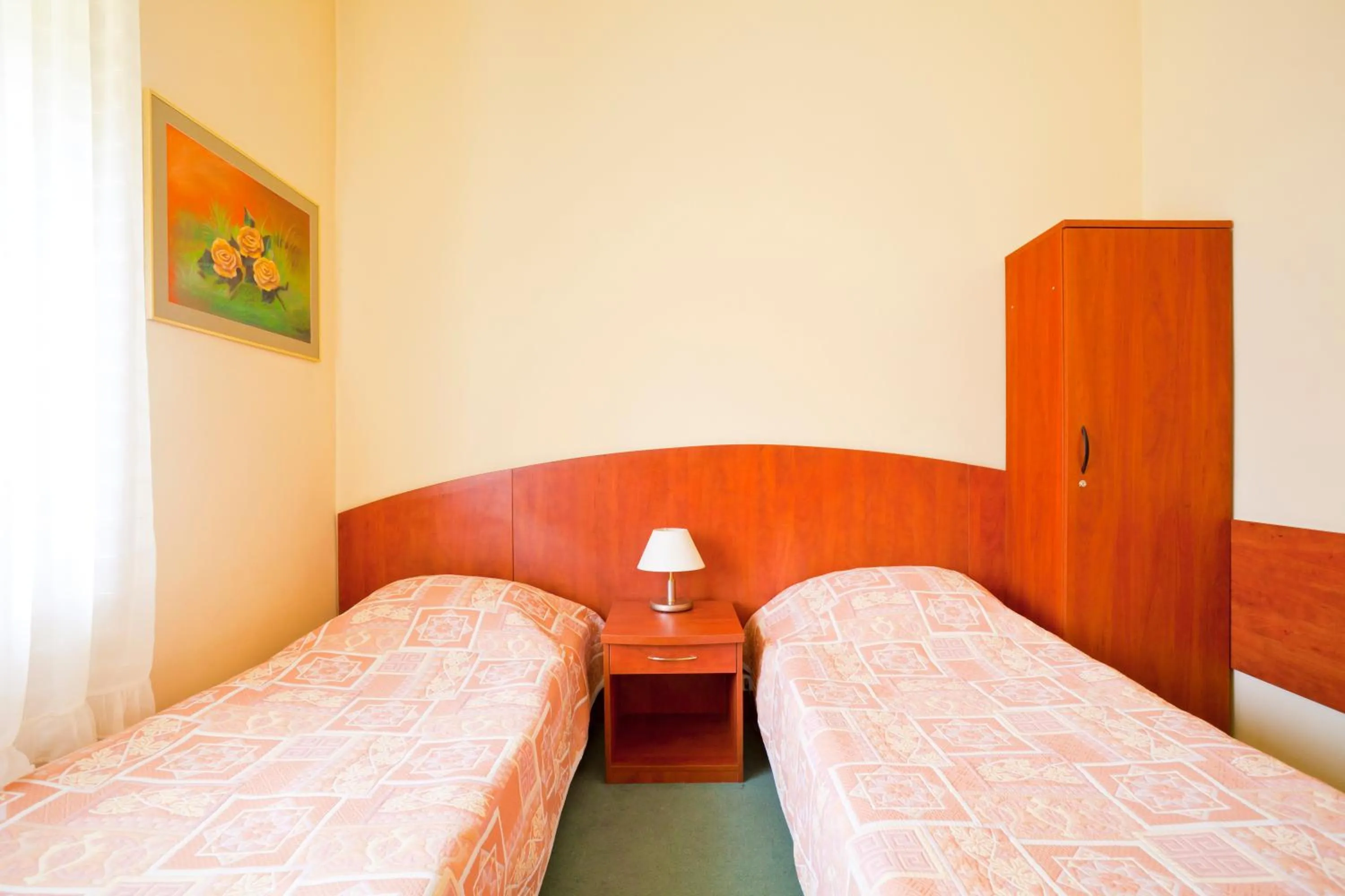 Photo of the whole room in Hotel Kapitan