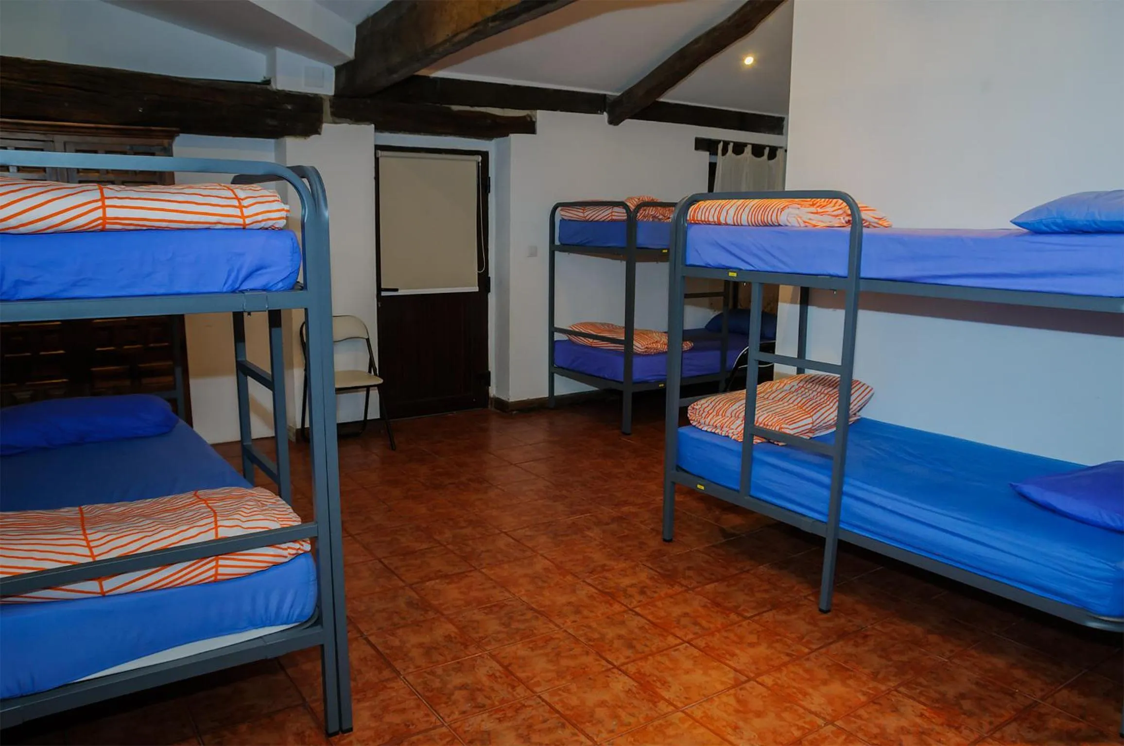 bunk bed in Albergue Gándara