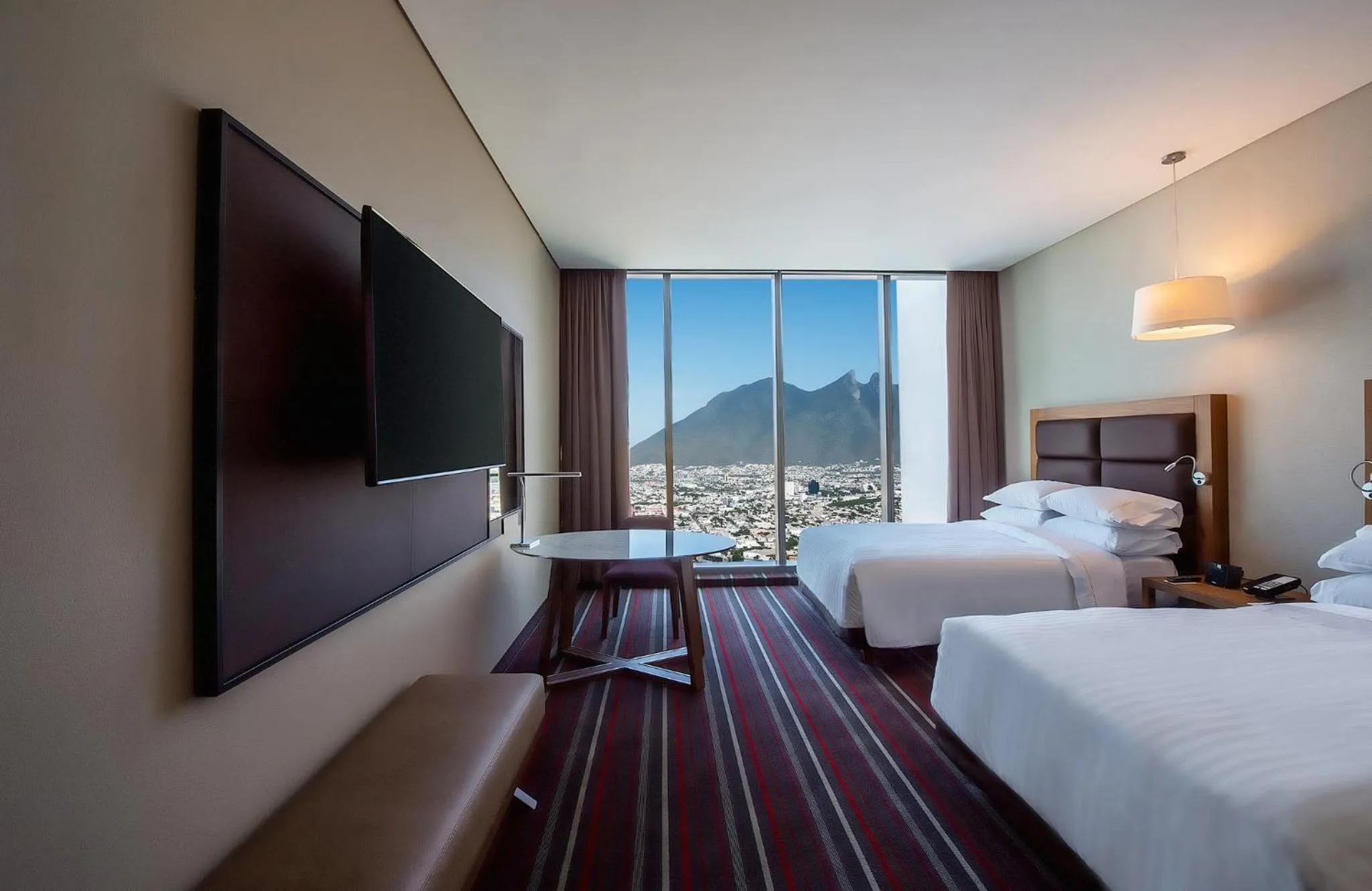 Photo of the whole room, Bed in Fiesta Americana Monterrey Pabellón M.