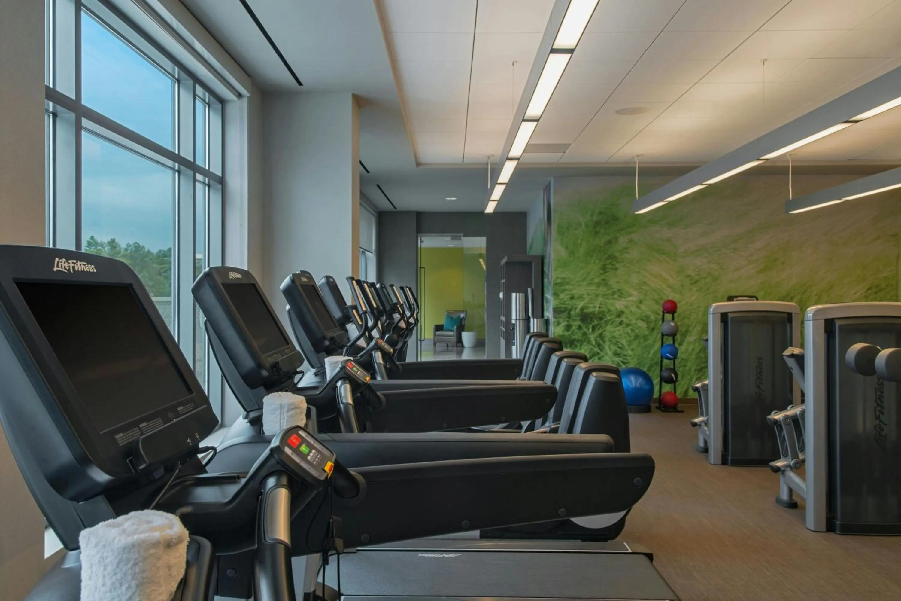 Fitness centre/facilities in The Westin at The Woodlands