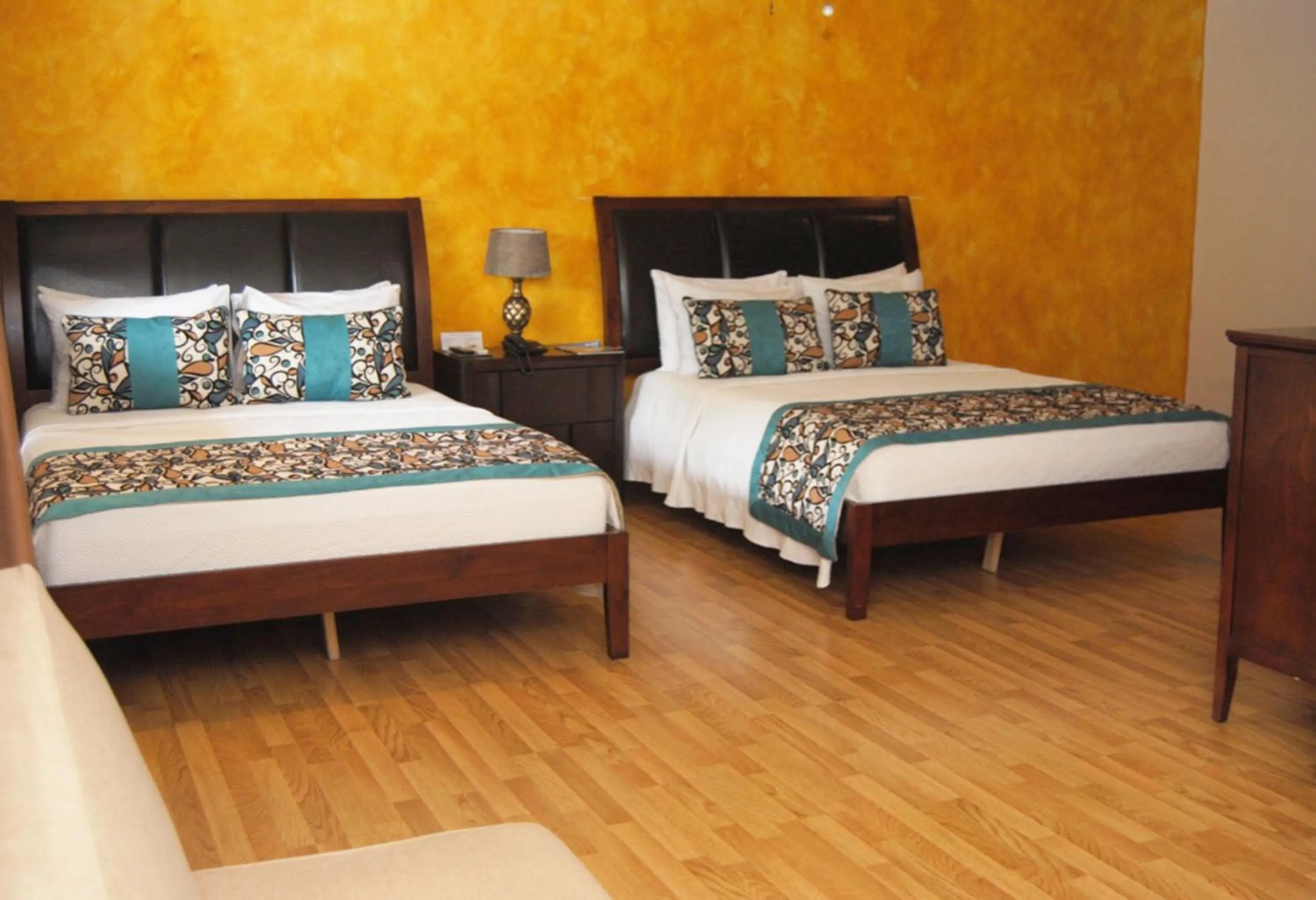 Photo of the whole room, Bed in Hotel Vista De Golf, San Jose Aeropuerto, Costa Rica