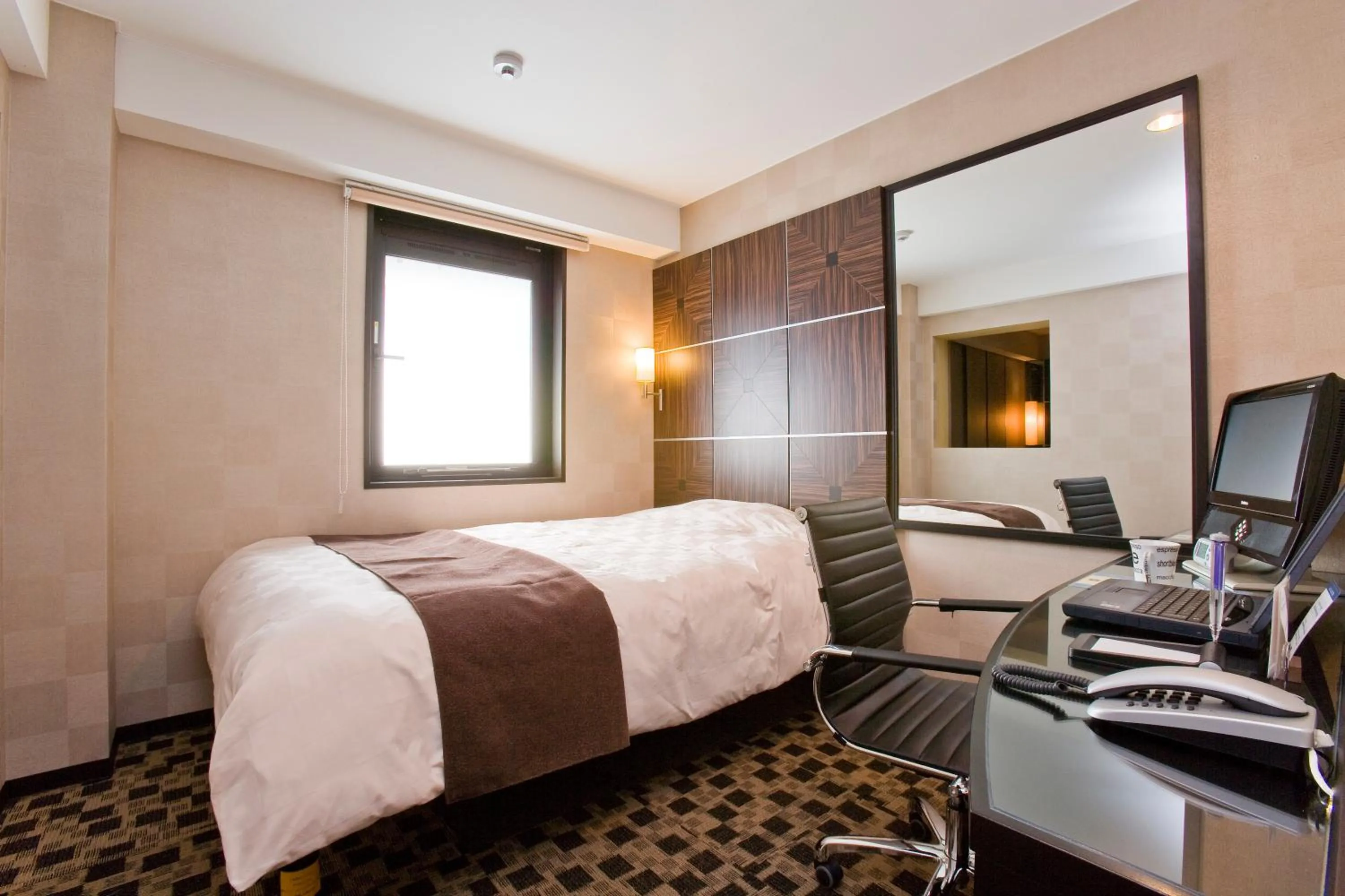 Photo of the whole room in Access Inn Kariya