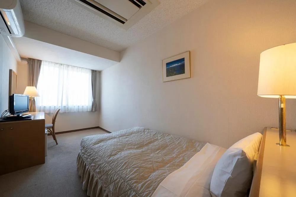 Photo of the whole room, Bed in Seto Park Hotel