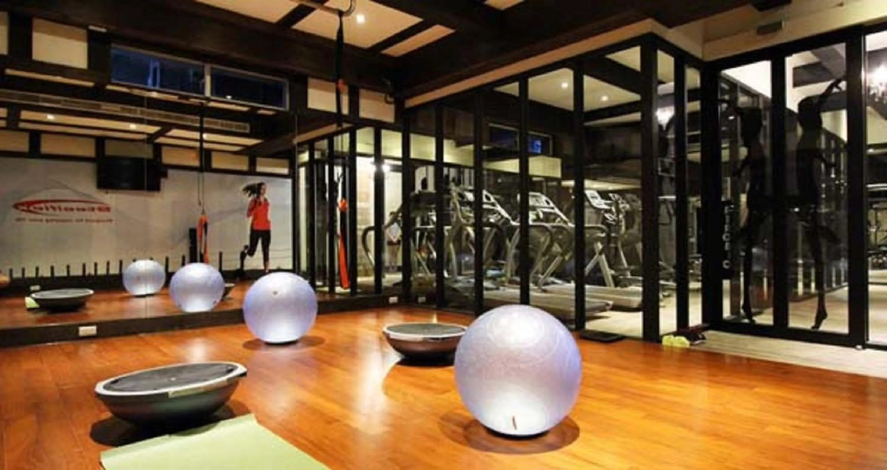 Fitness centre/facilities in Tudor Villa