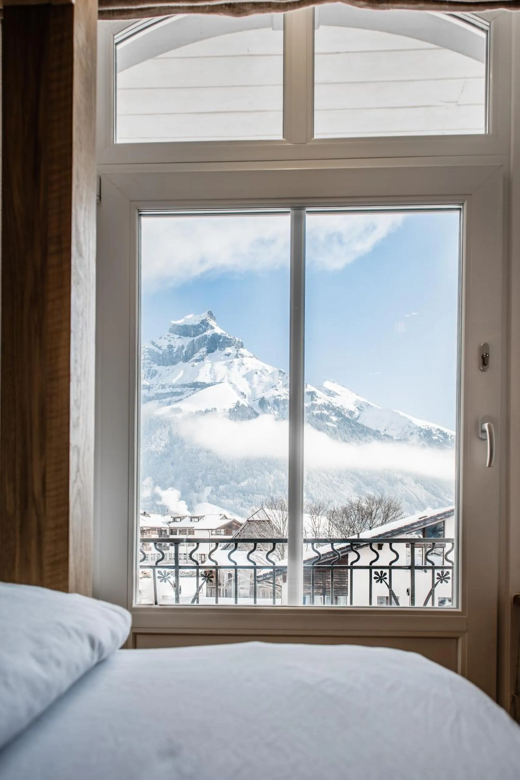 Bed in GRAND your home with common kitchens with self check-in