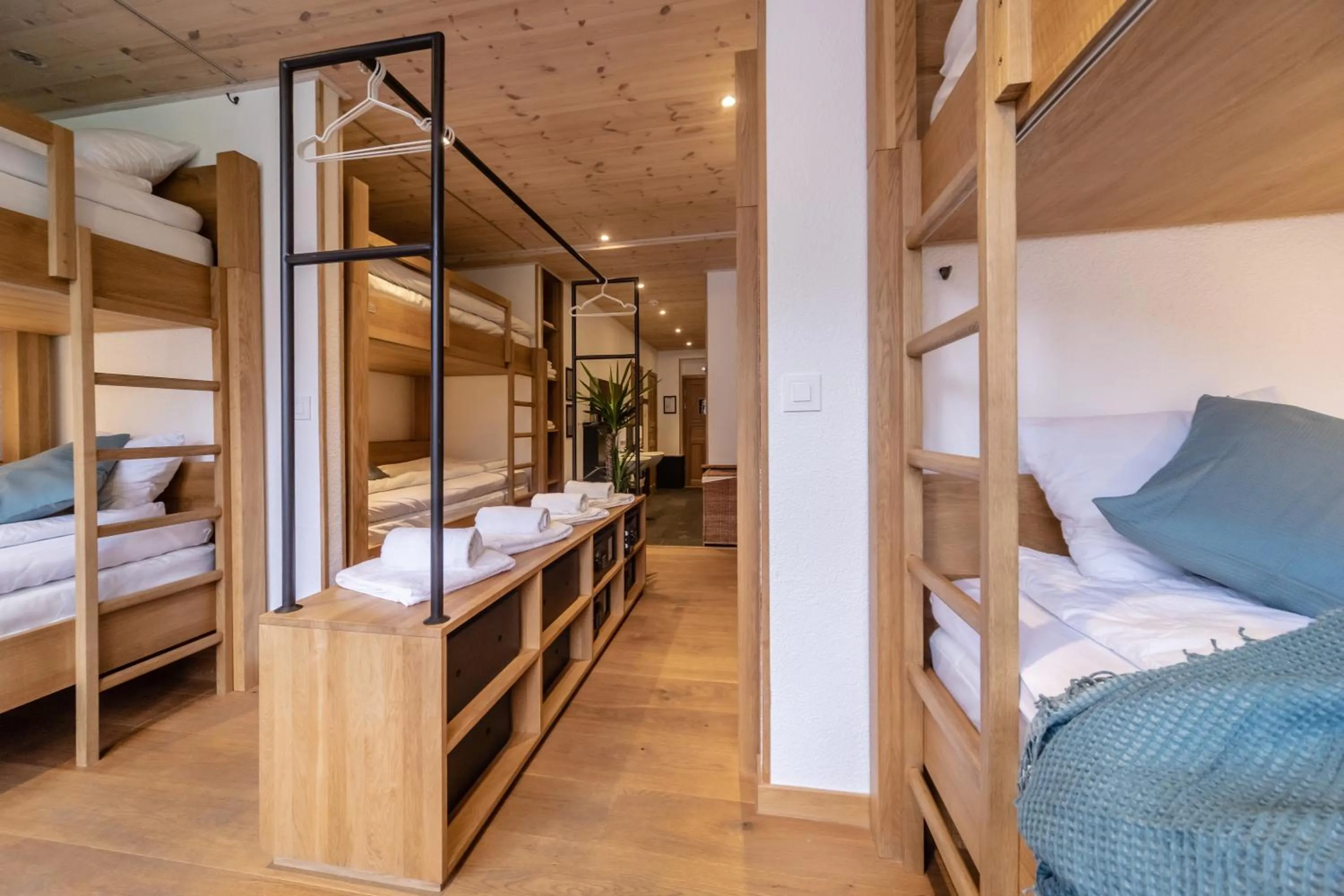 bunk bed, Bed in GRAND your home with common kitchens with self check-in