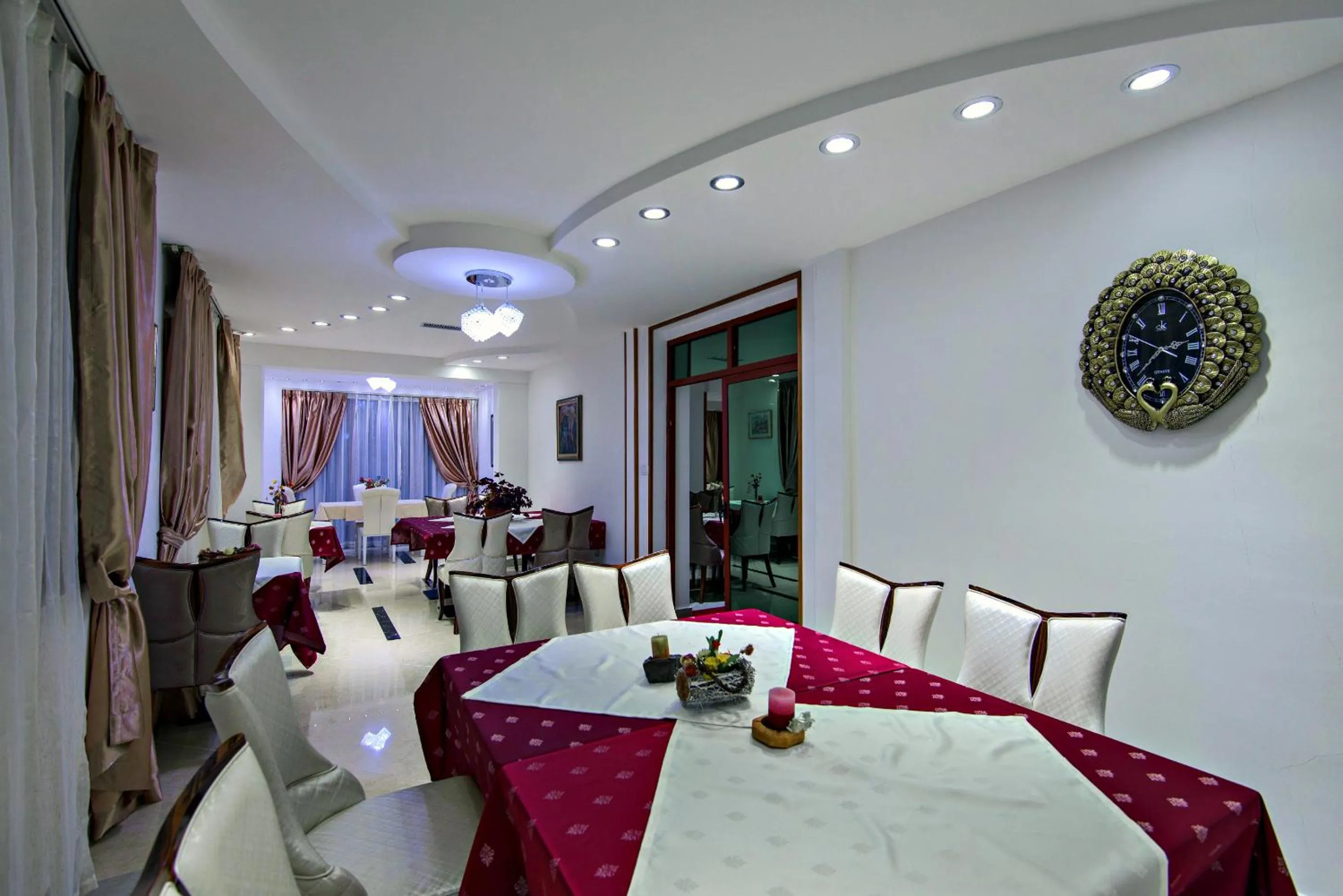 Banquet/Function facilities in Hotel Iris