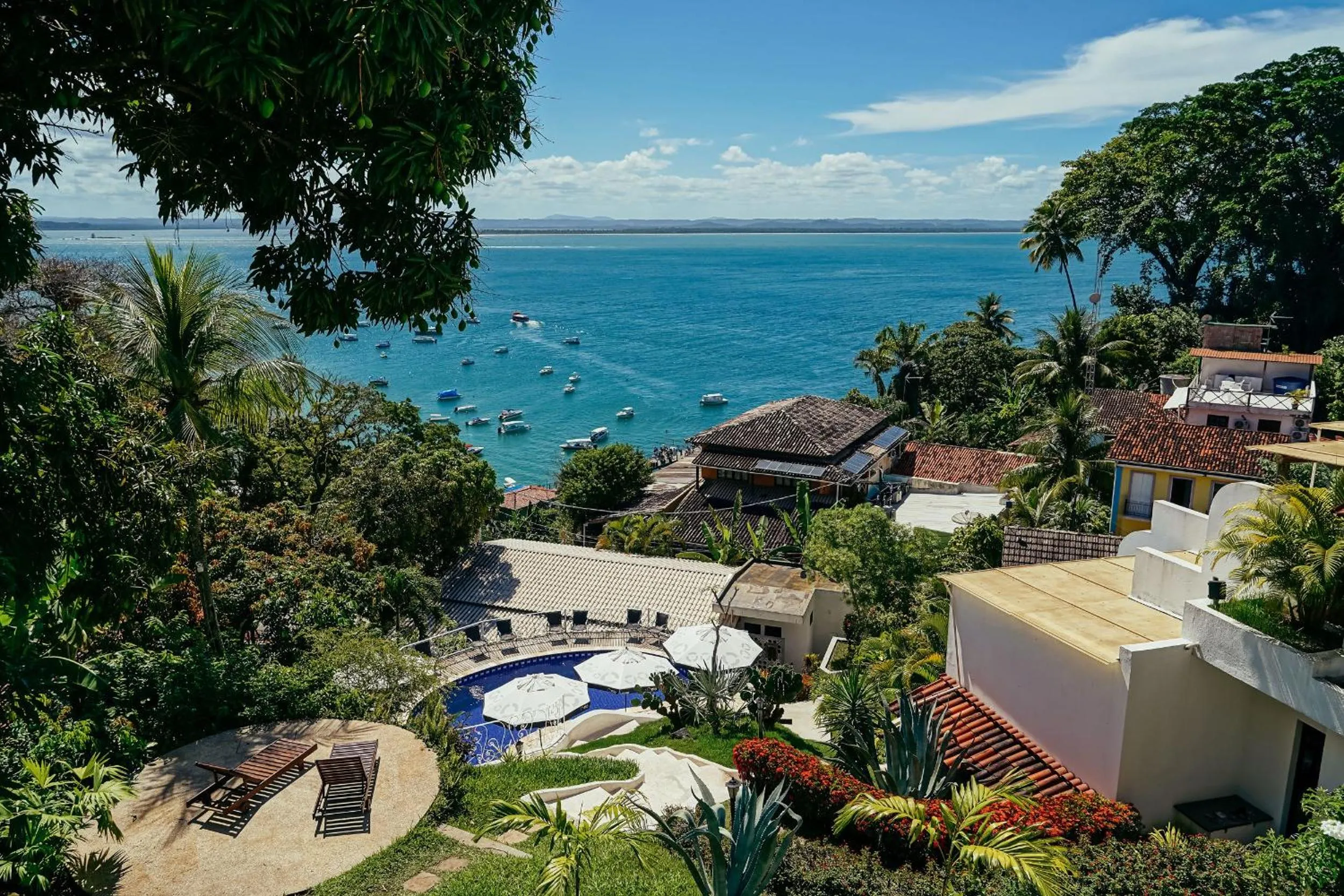 Pool view in Pousada Natureza