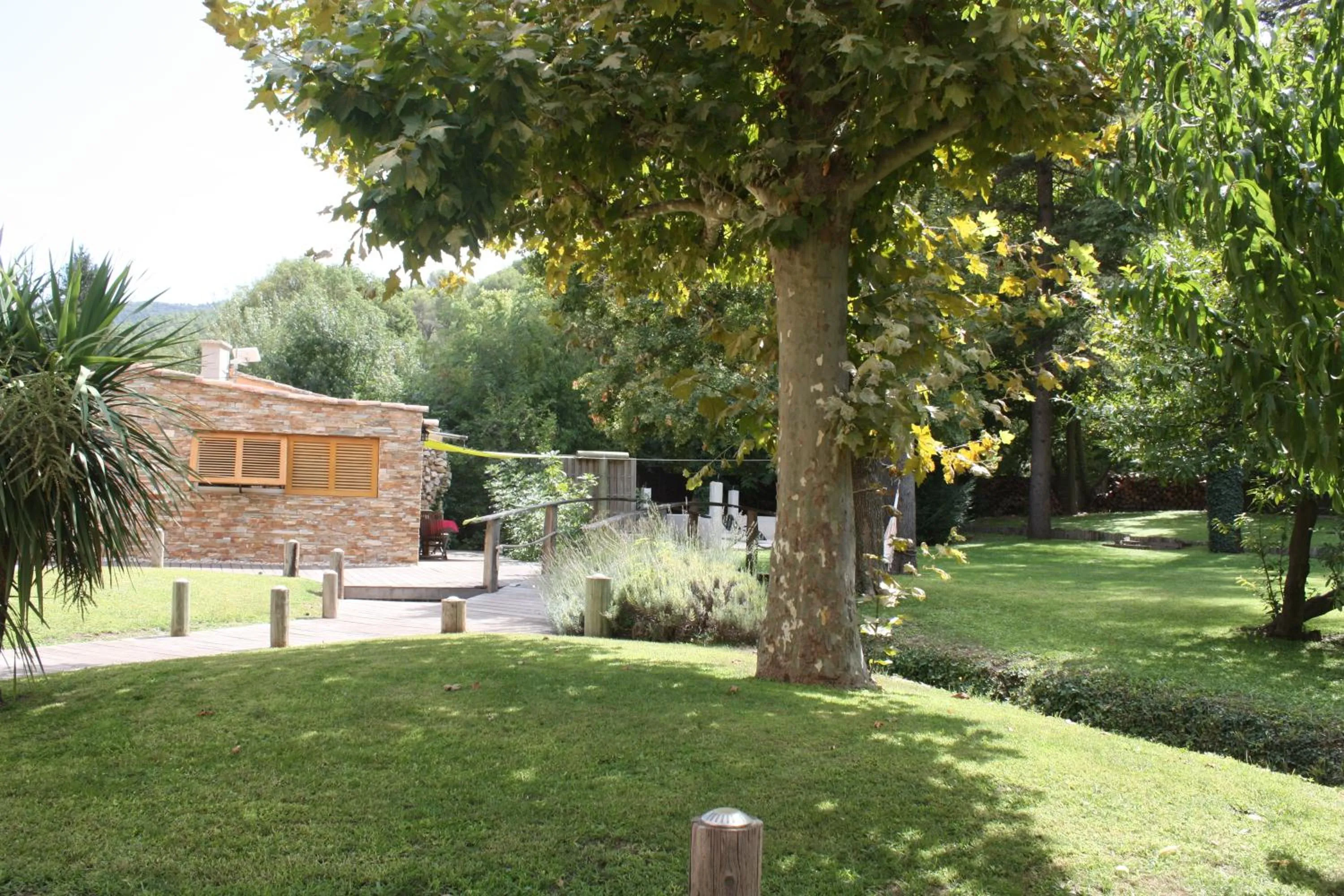 Garden in B&B Le Manoir De Gemenos