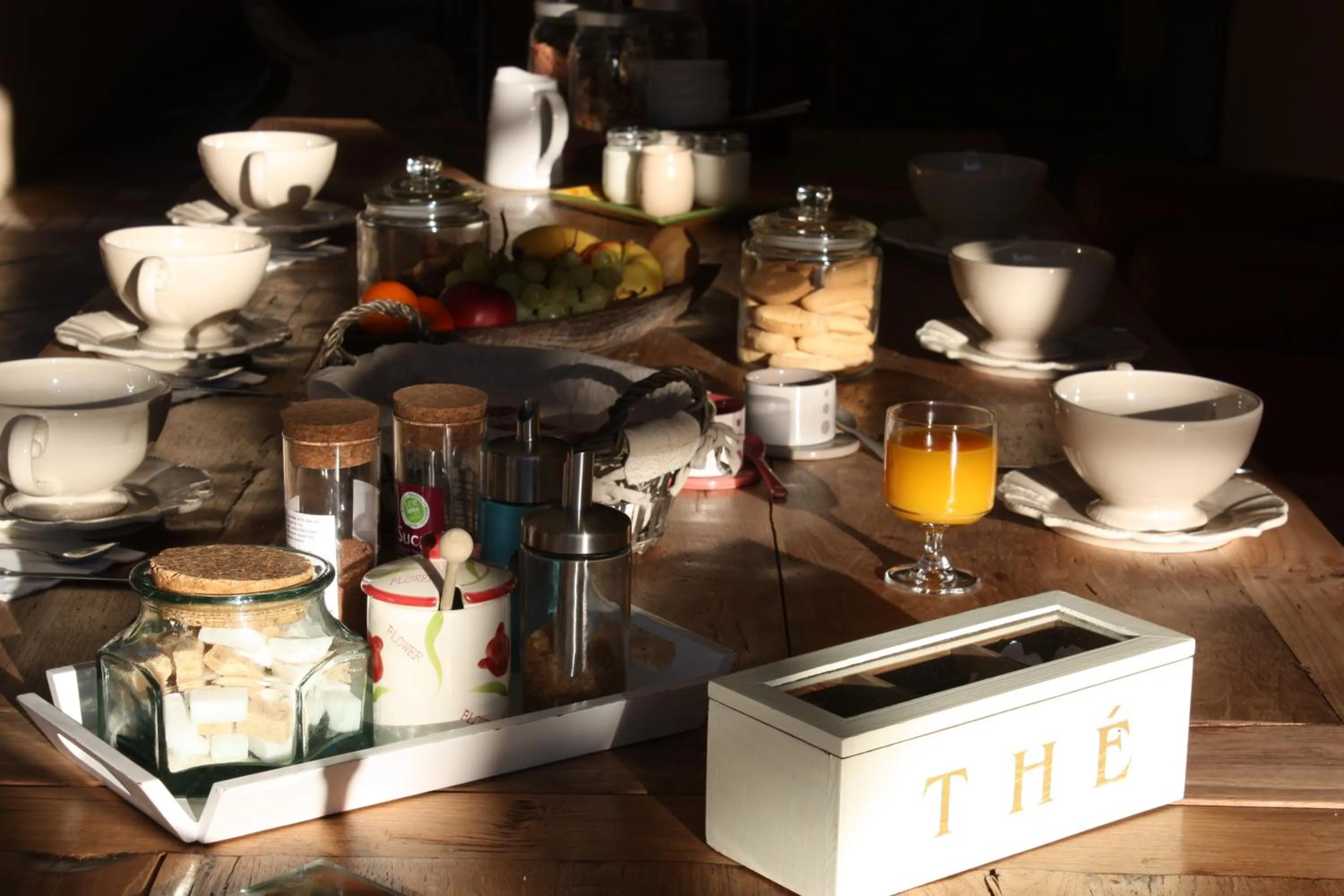 Breakfast in B&B Le Manoir De Gemenos