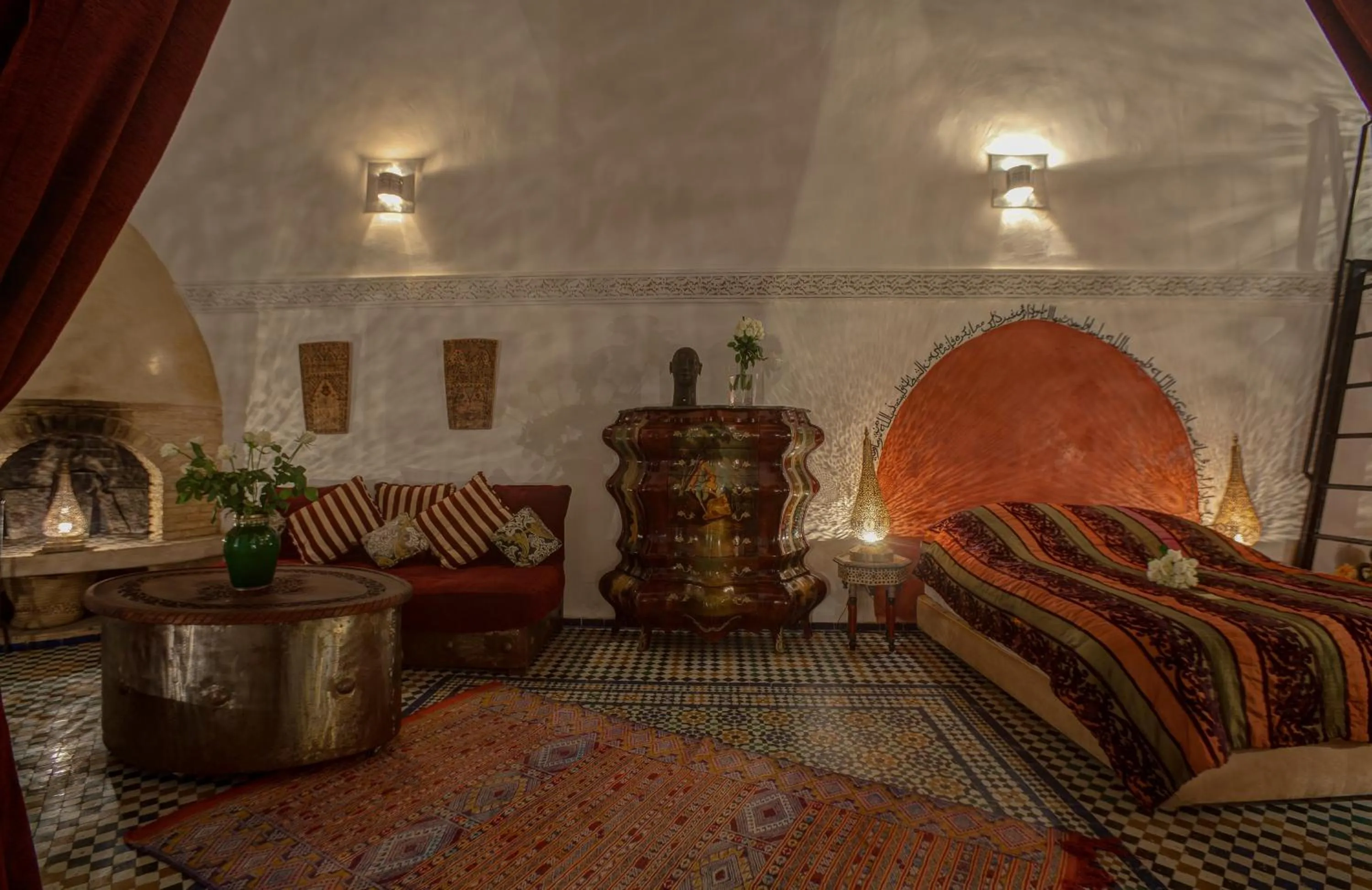 Photo of the whole room, Bed in Riad Almaz