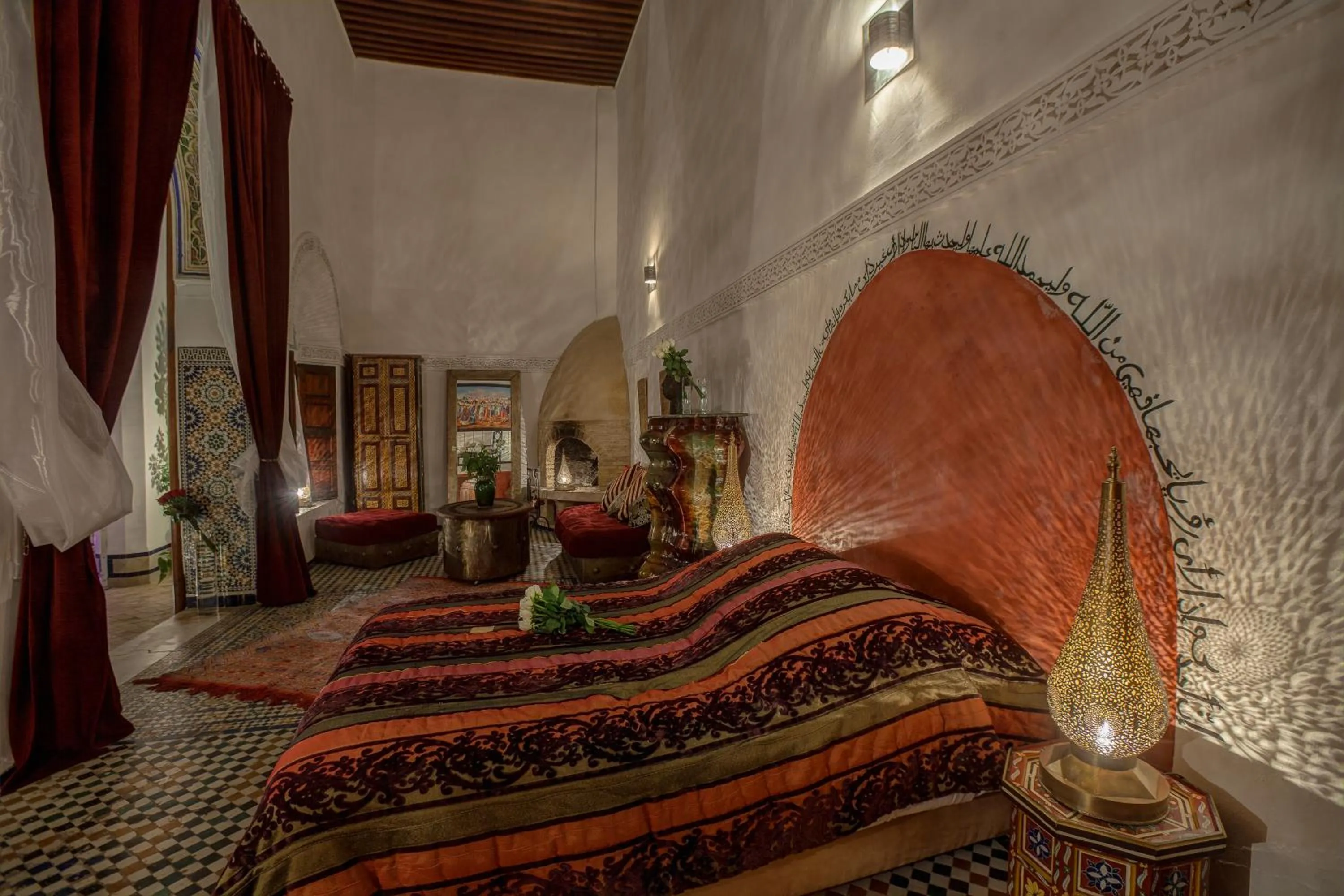 Photo of the whole room, Bed in Riad Almaz