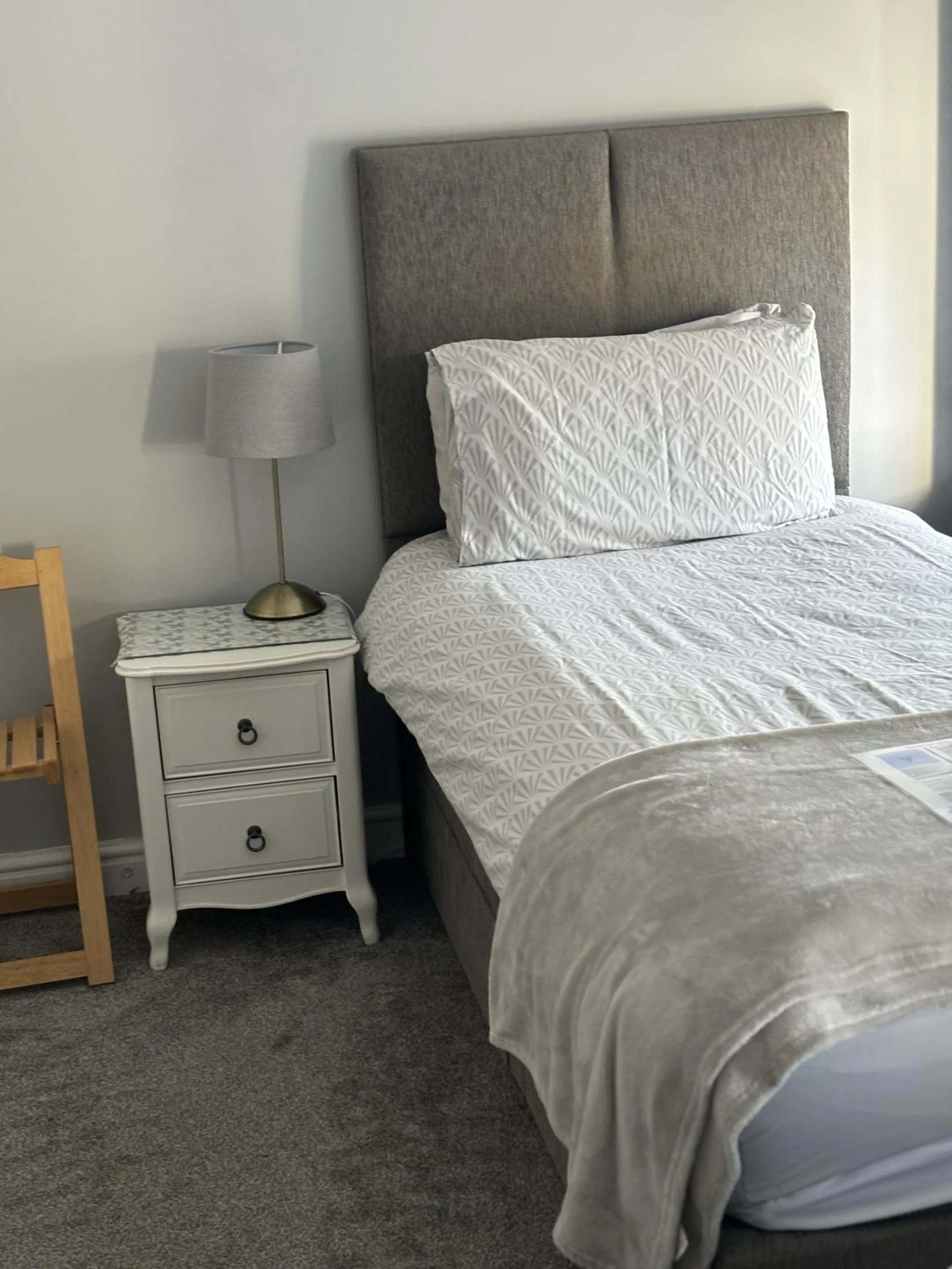 Bedroom, Bed in Black Bull with Rooms upper