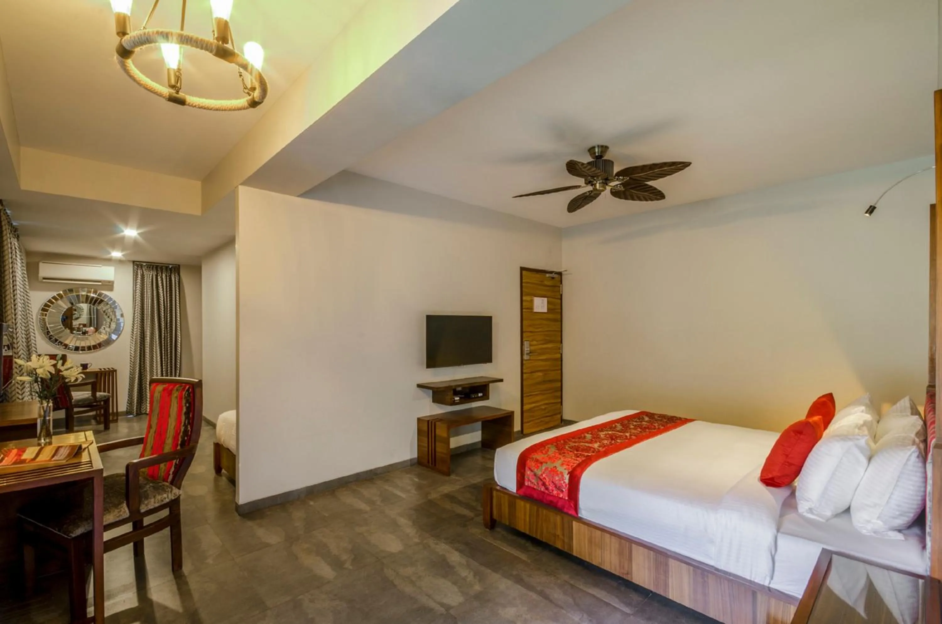 Photo of the whole room, Bed in Zense Candolim