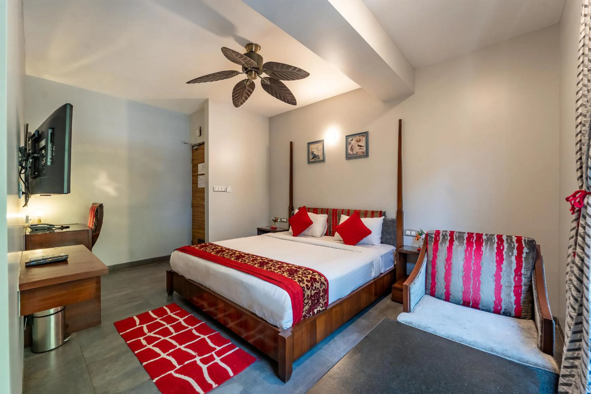 Bed in Zense Candolim