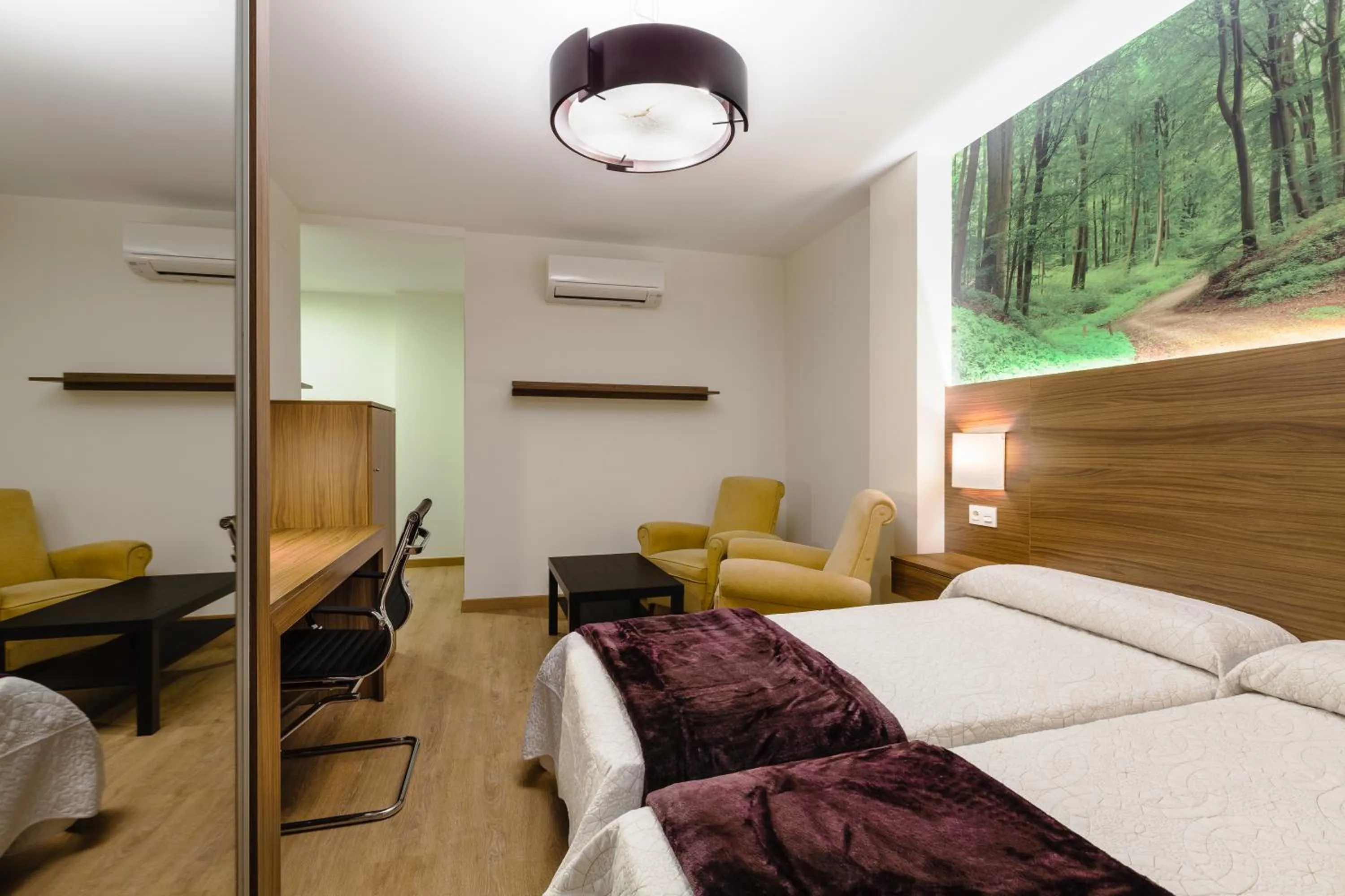 Photo of the whole room, Bed in Hostal Arriola