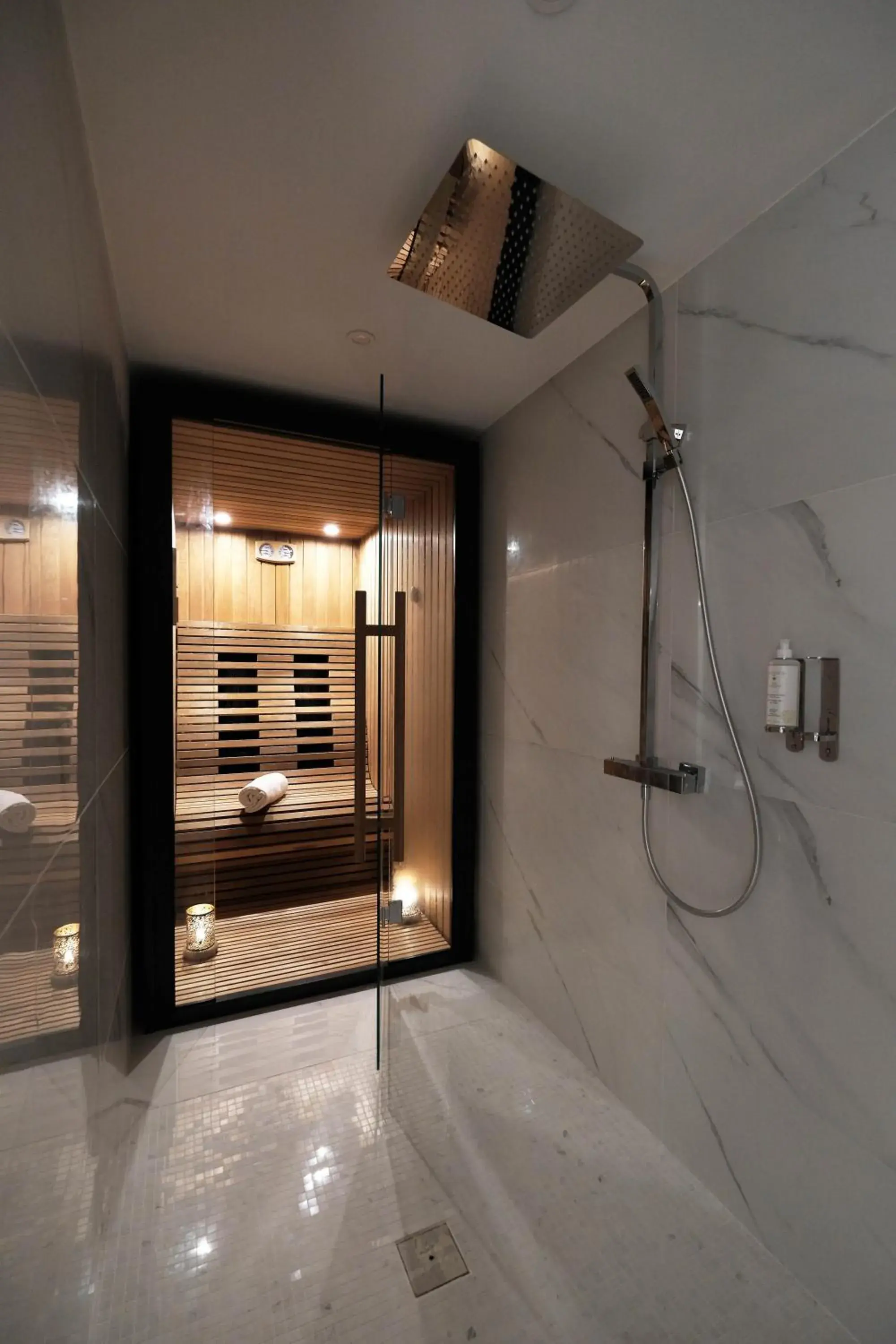 Suite Intemporelle in Empreinte Hotel & Spa Suite Intemporelle in Empreinte Hotel & Spa