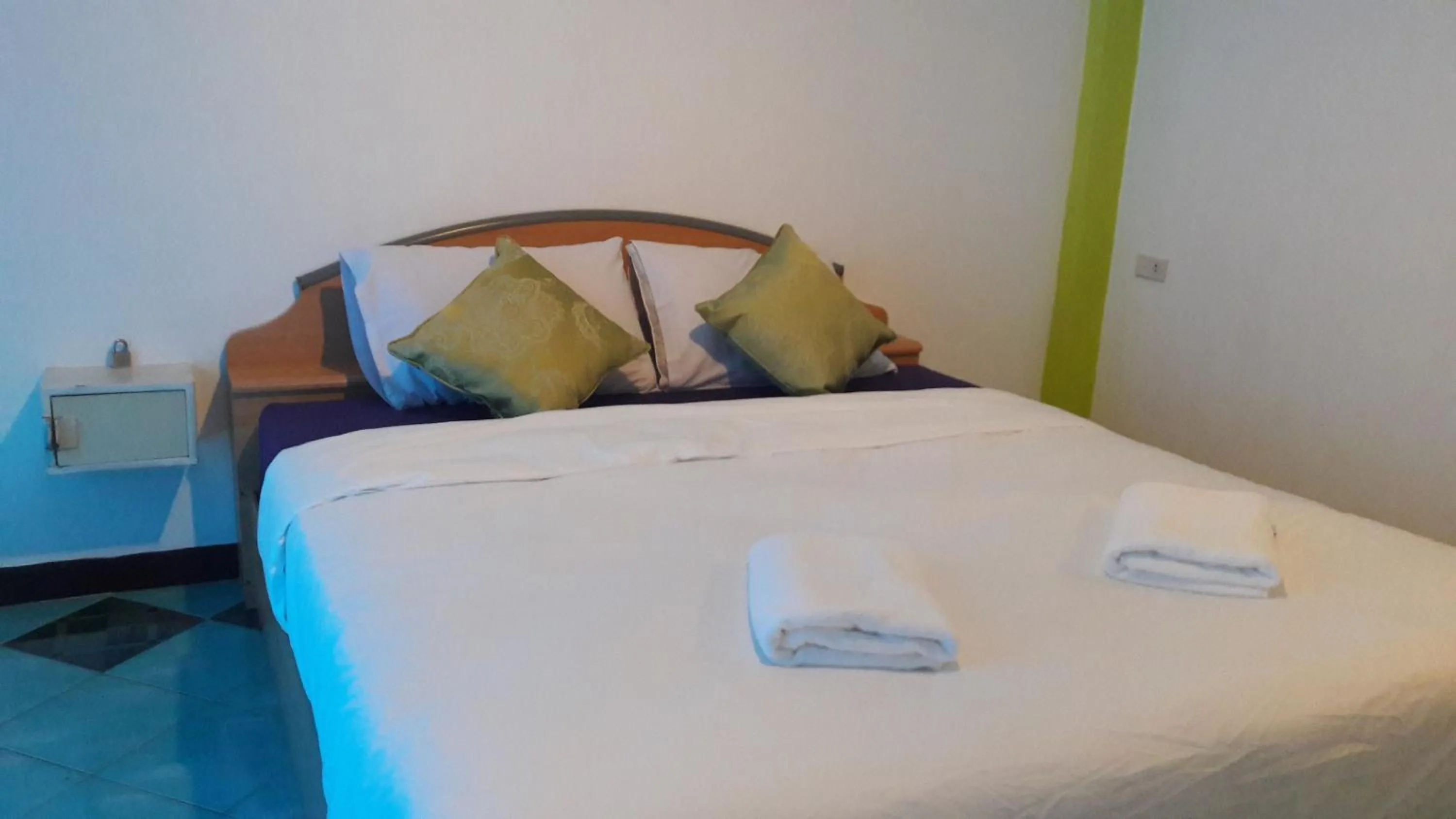 Photo of the whole room, Bed in Nong Guest House