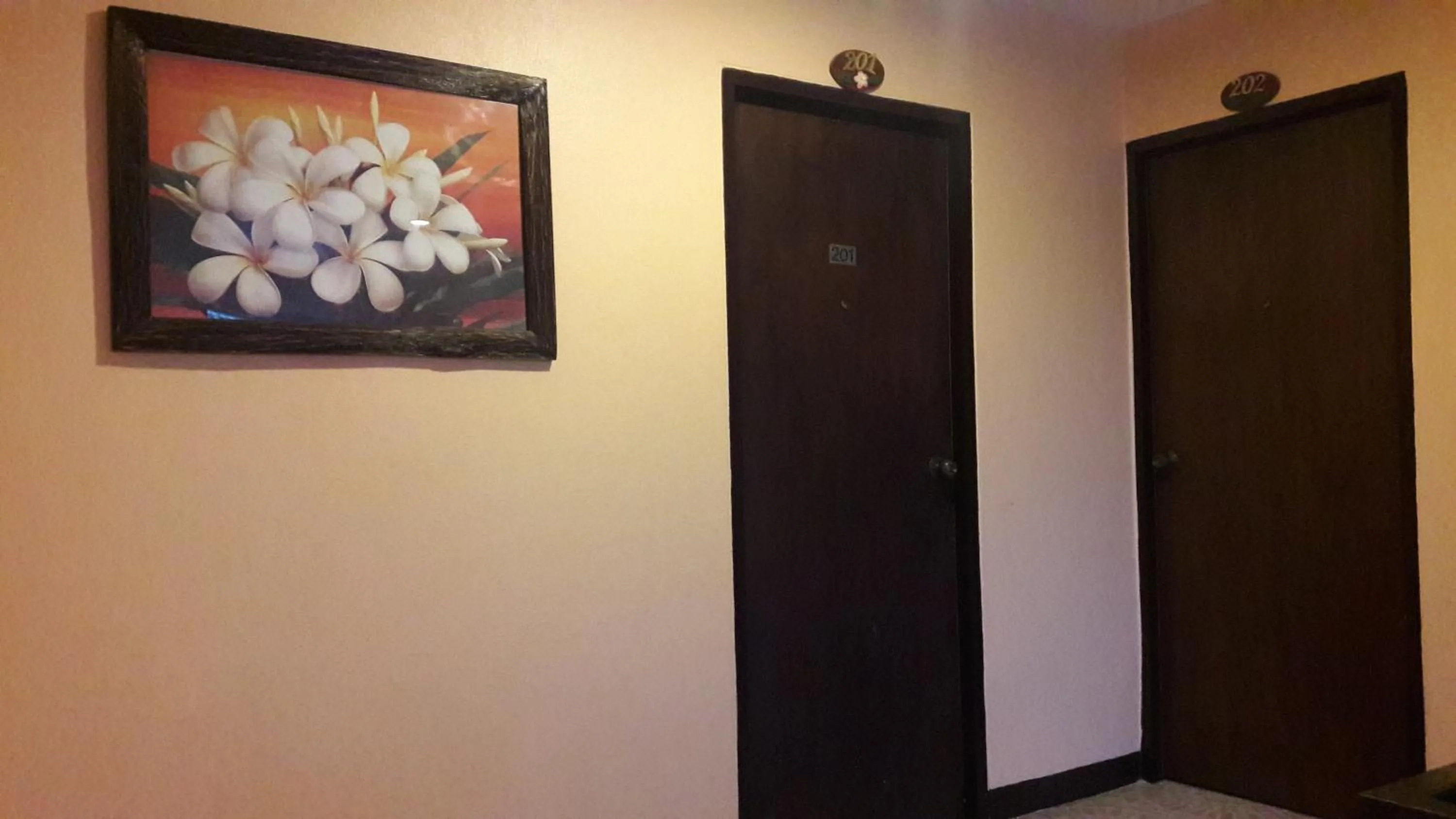 Communal lounge/ TV room in Nong Guest House