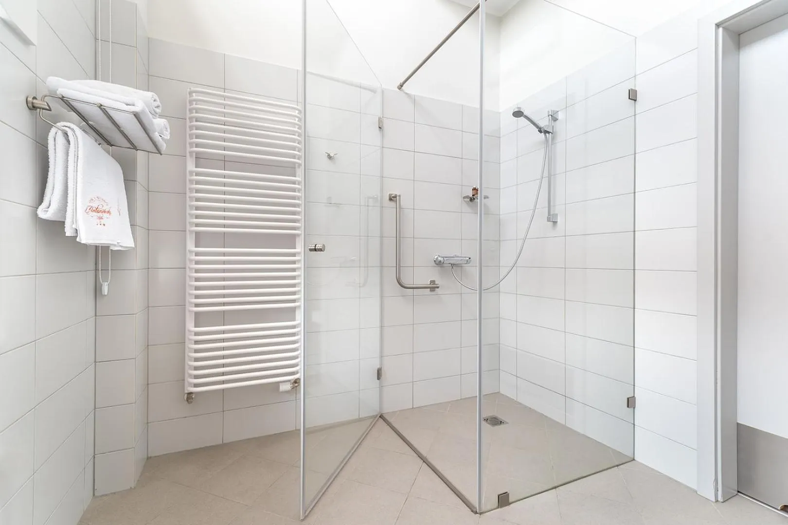 Antonińska Hotel & Apartamenty