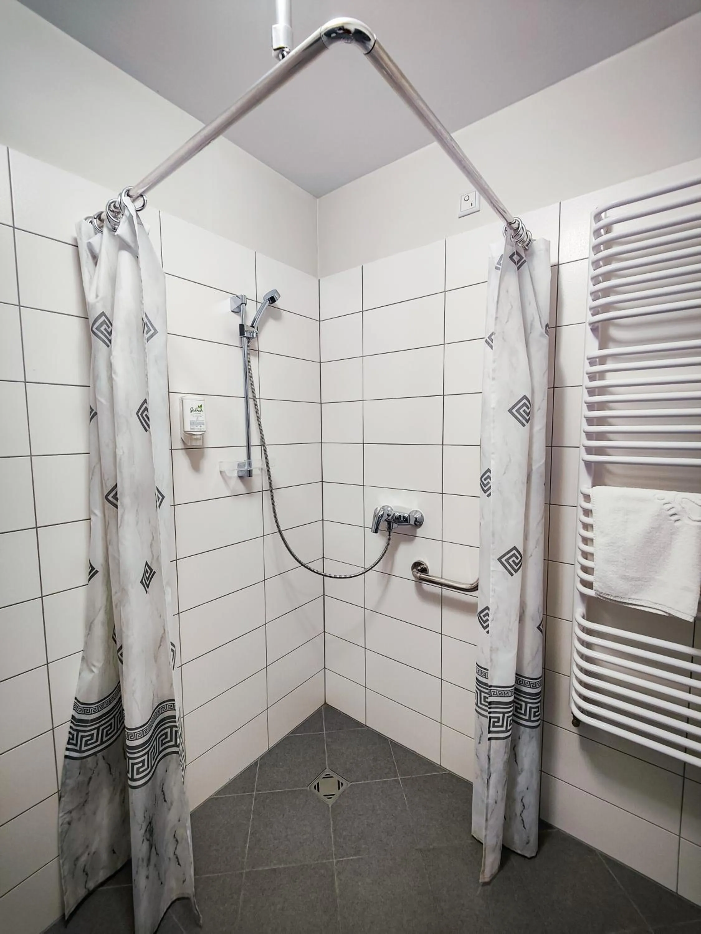 Antonińska Hotel & Apartamenty