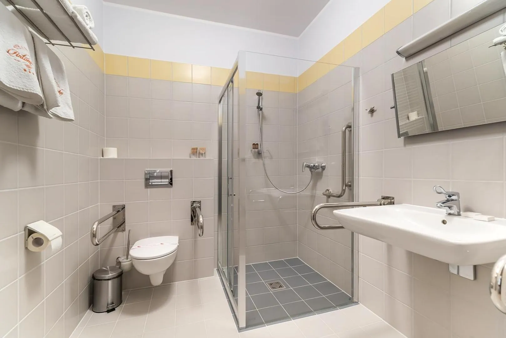 Antonińska Hotel & Apartamenty