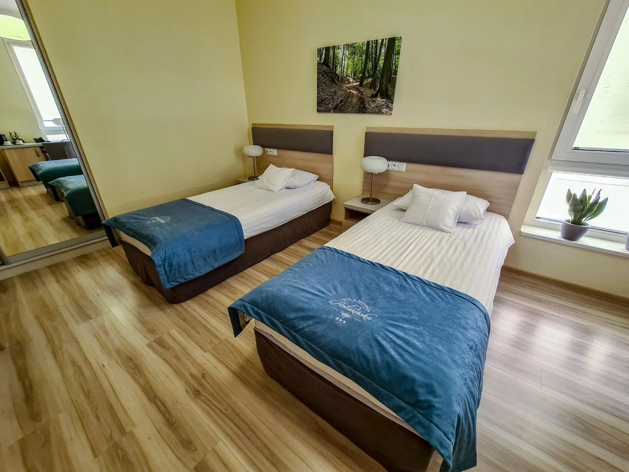 Bed in Antonińska Hotel & Apartamenty