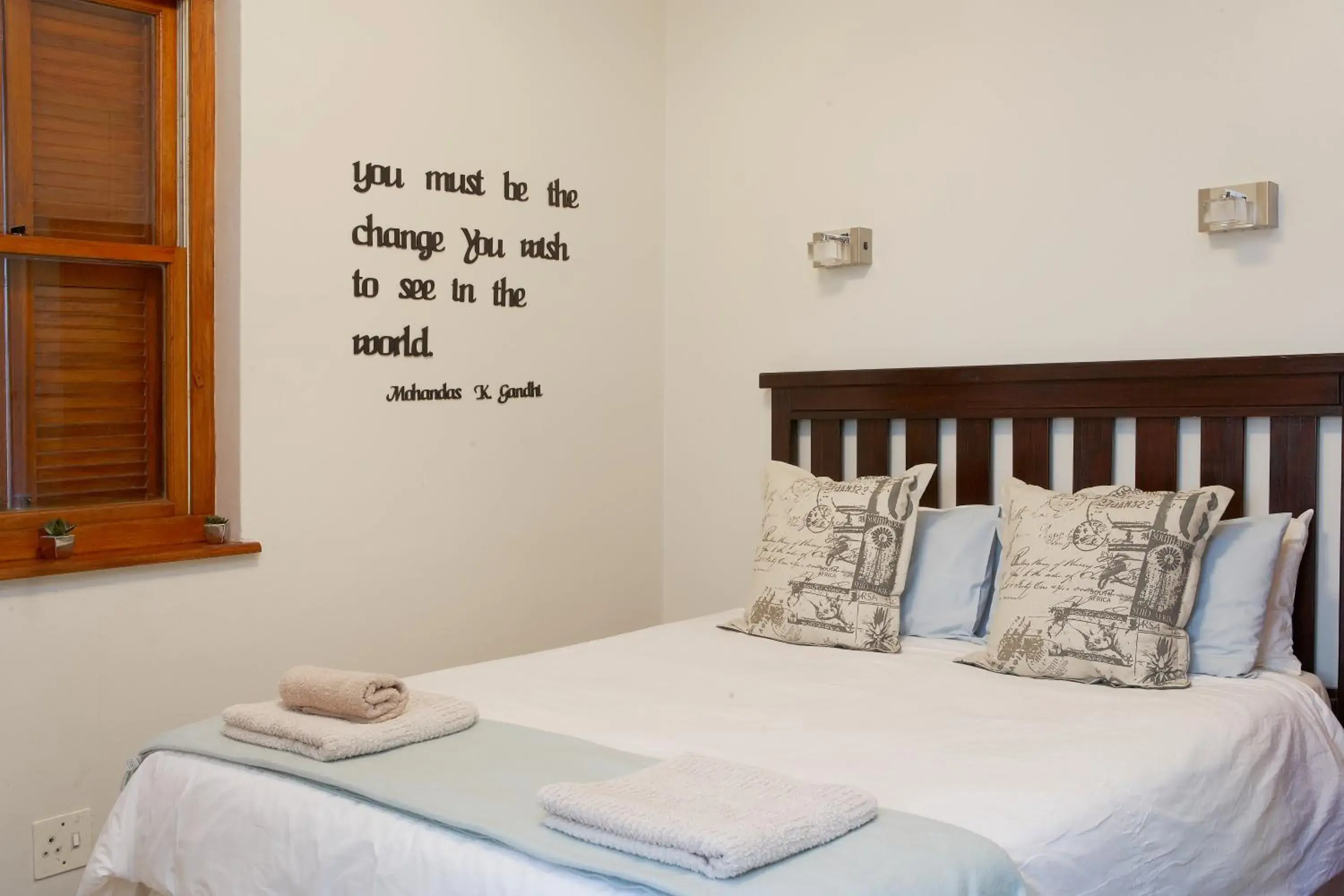 Budget Double Room - single occupancy in Yellow Aloe Budget Double Room - single occupancy in Yellow Aloe