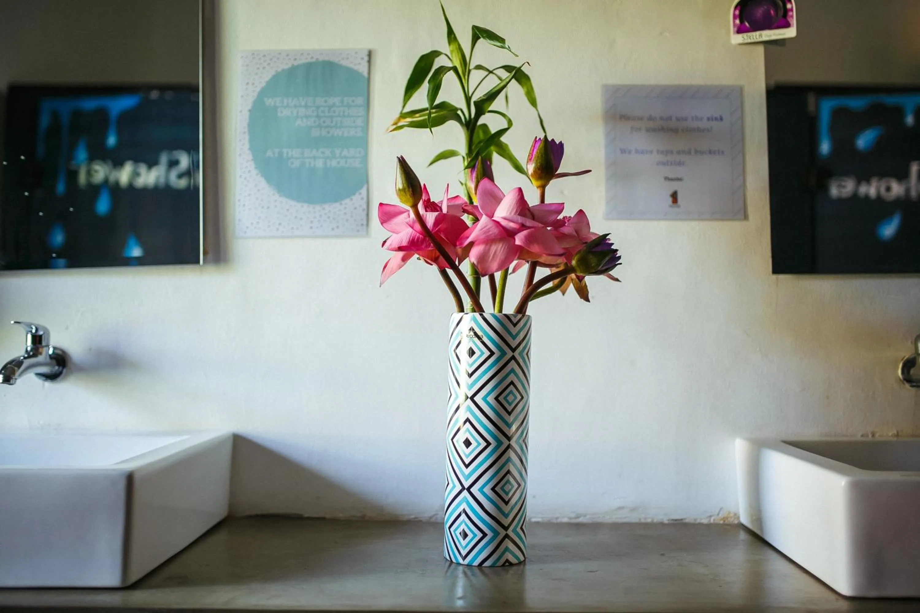 Bathroom in Hostel First Mirissa