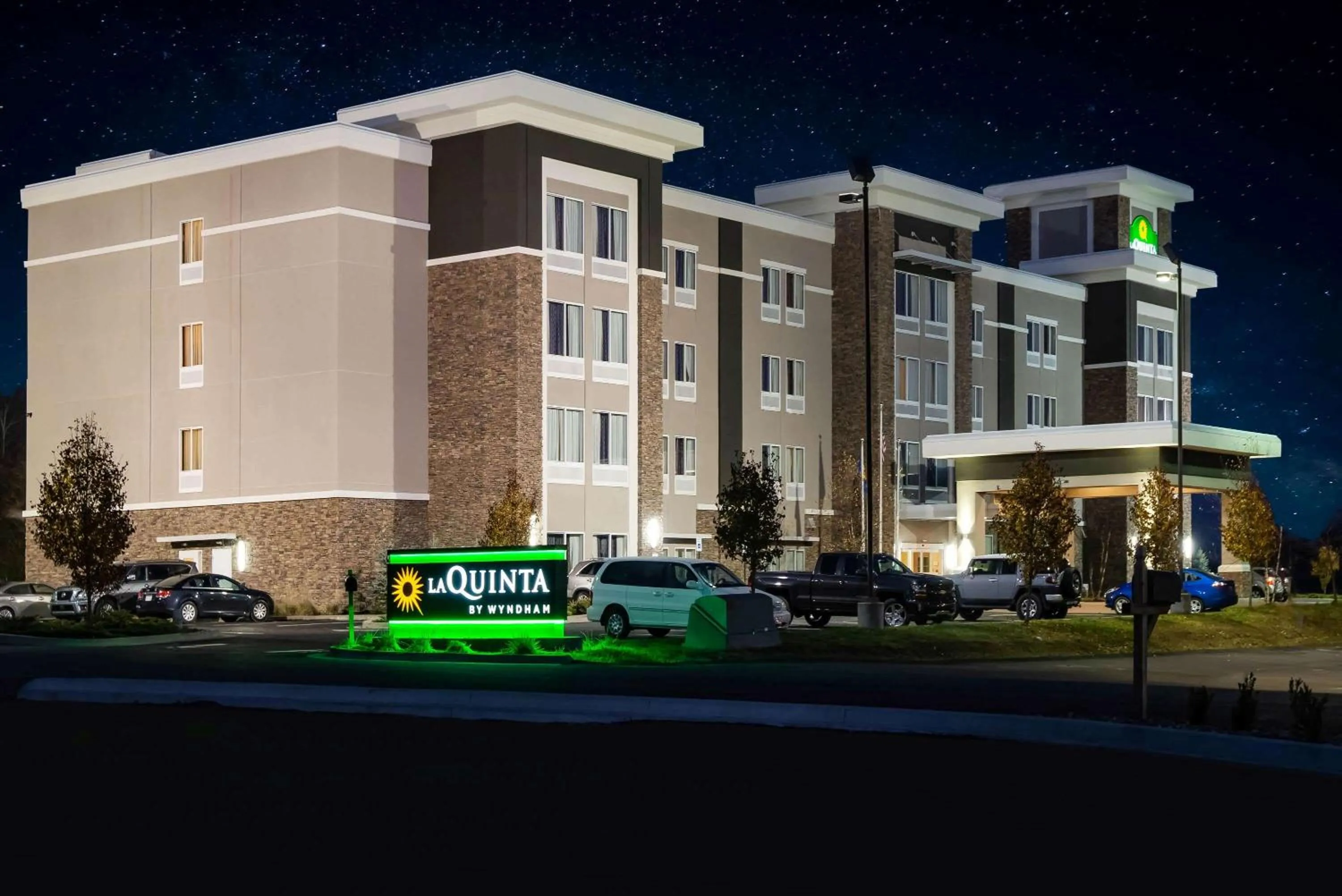 Property building in La Quinta by Wyndham Morgantown