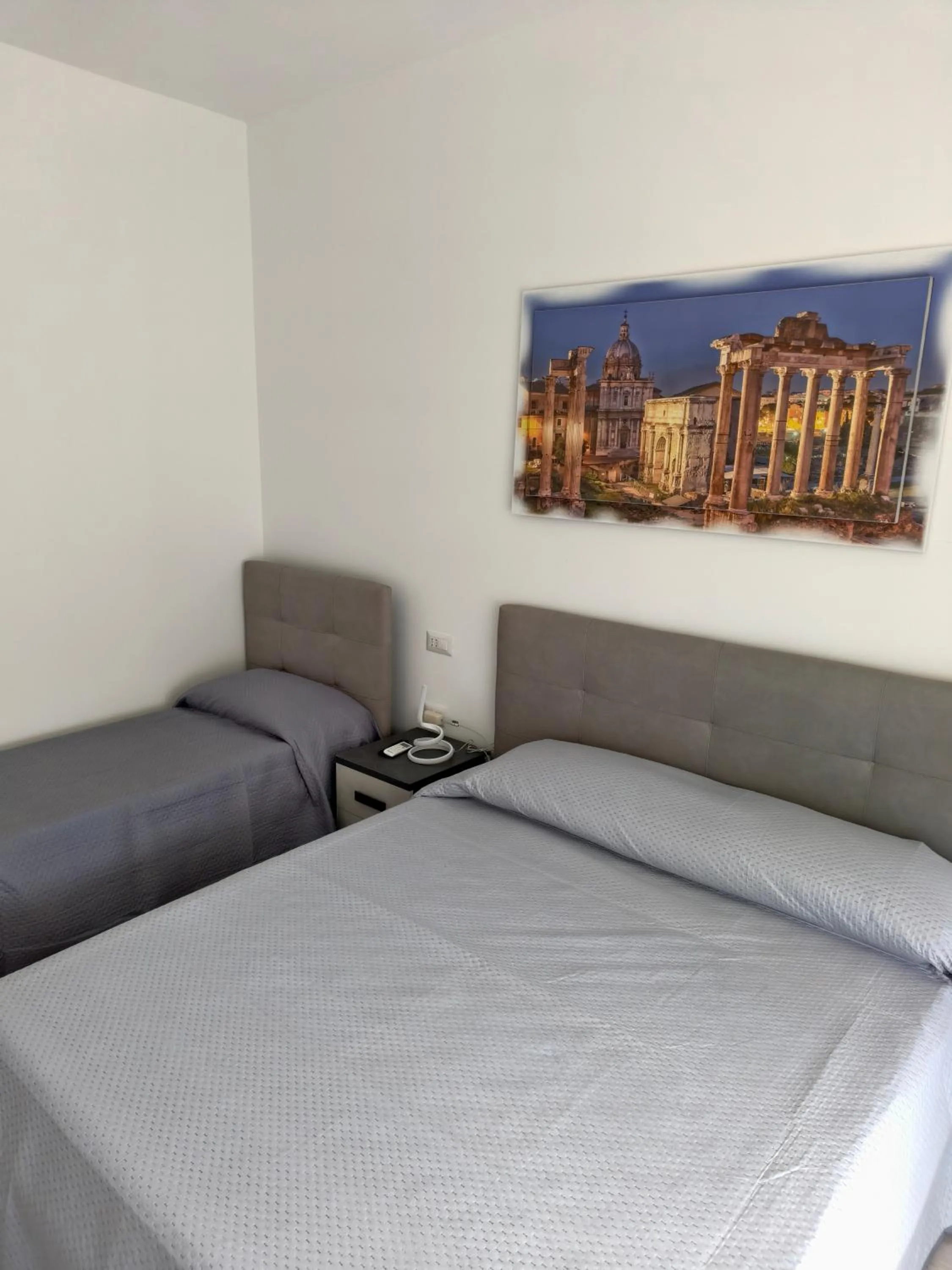 Living room, Bed in Jadore Monic