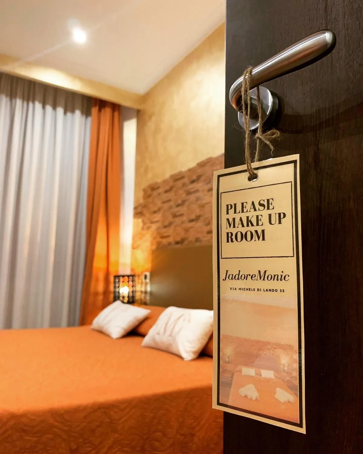 Bed in Jadore Monic