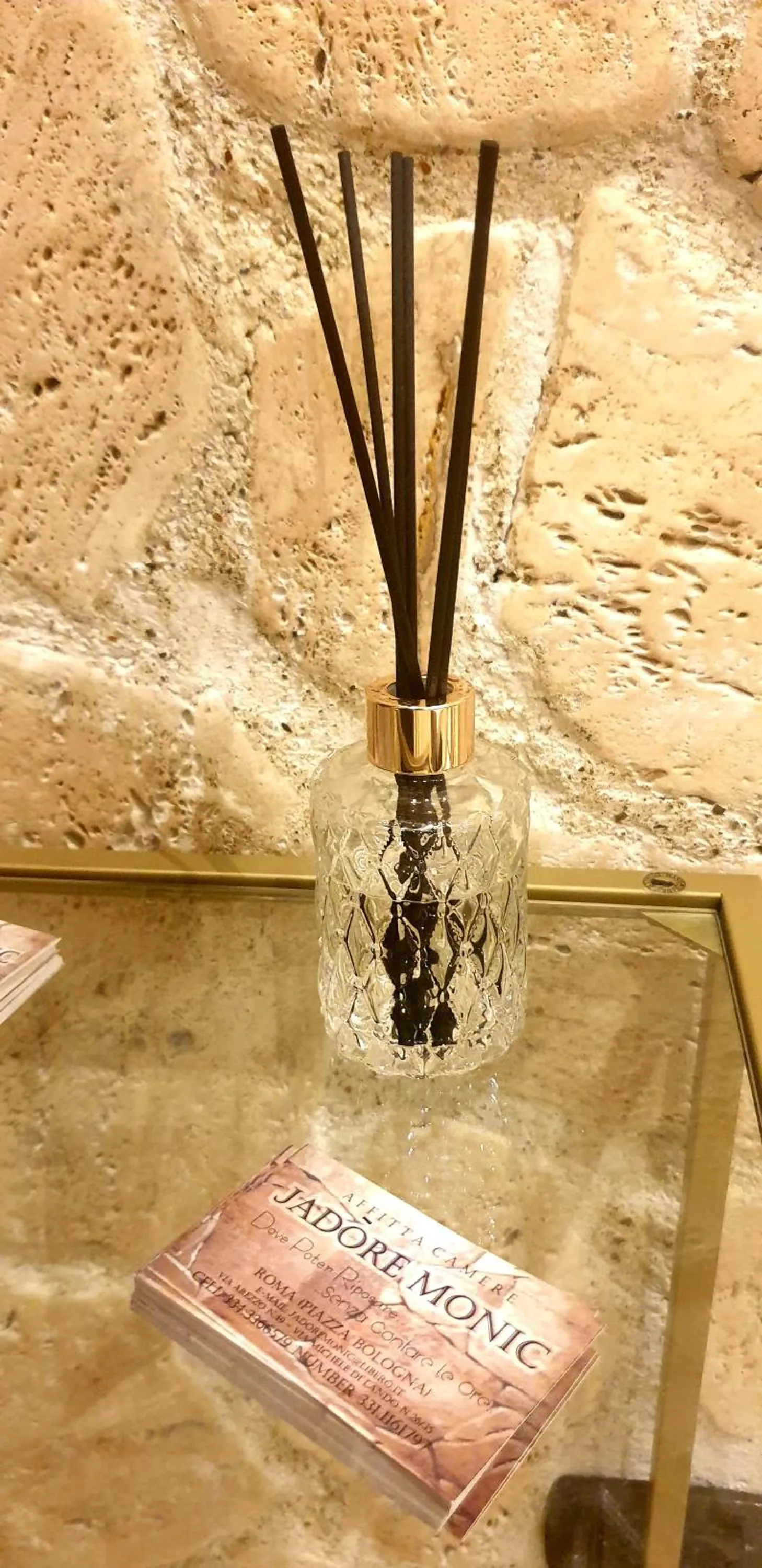 Decorative detail in Jadore Monic