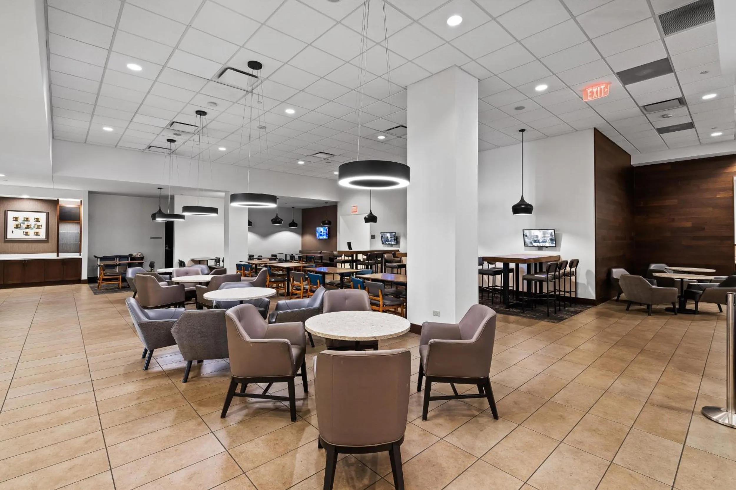 Breakfast in Hyatt Place Chicago O'Hare Airport