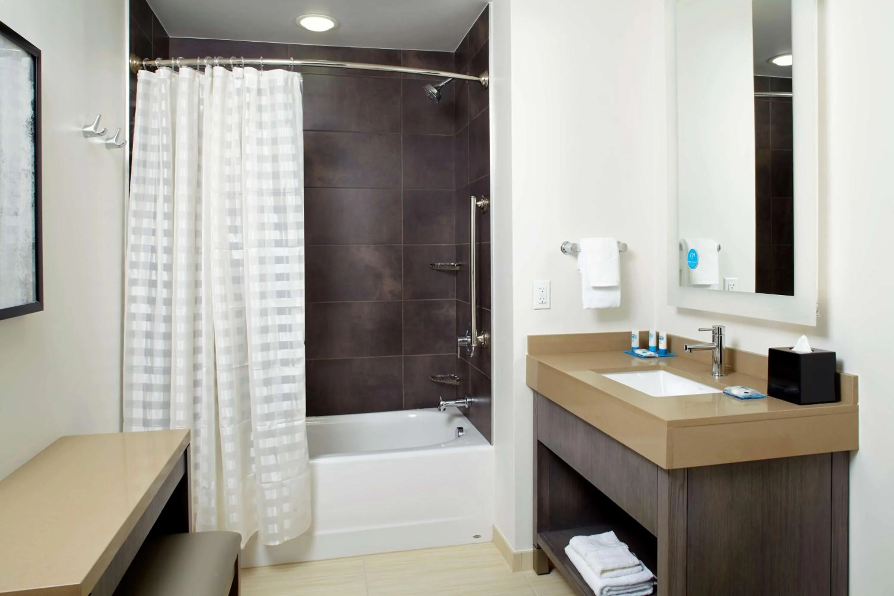Bathroom in Hyatt House Denver Lakewood Belmar