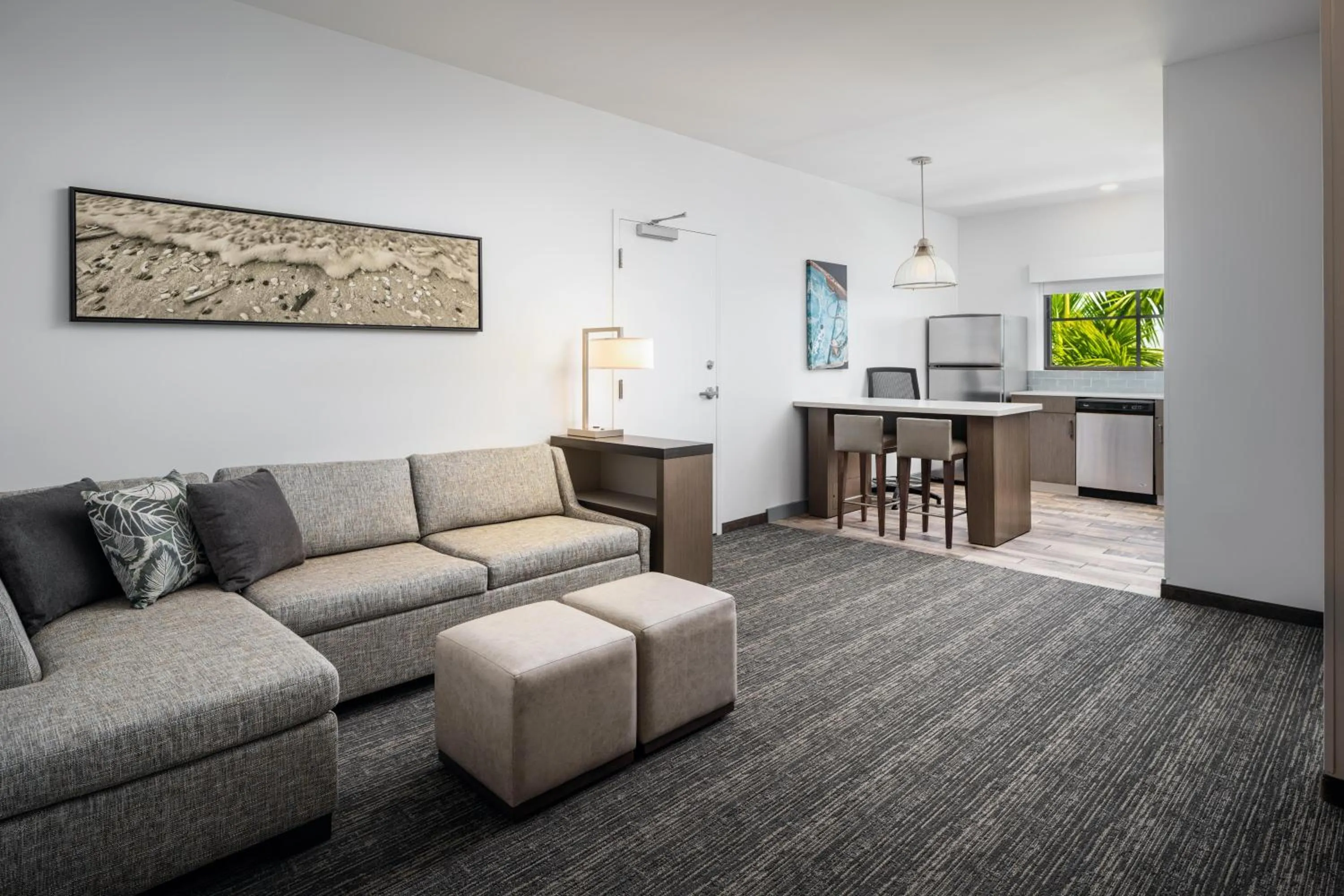 Photo of the whole room in Hyatt House Naples 5th Avenue