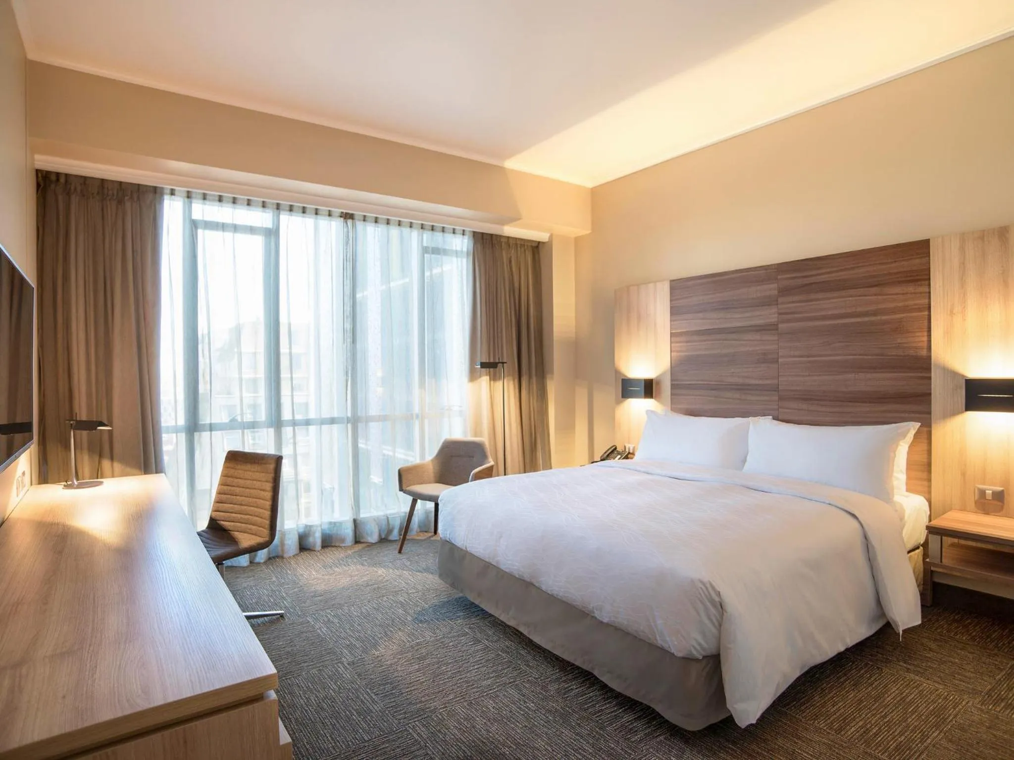 Property building, Bed in Mercure Concepcion