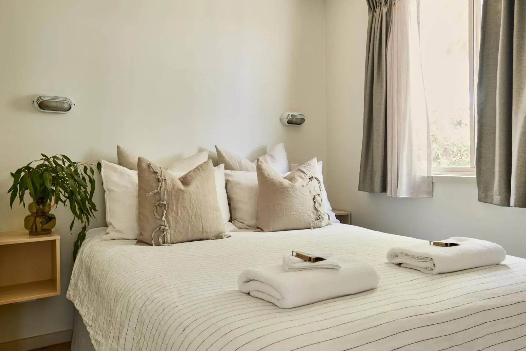 Two-Bedroom Villa in Tenterfield Lodge Caravan Park Two-Bedroom Villa in Tenterfield Lodge Caravan Park