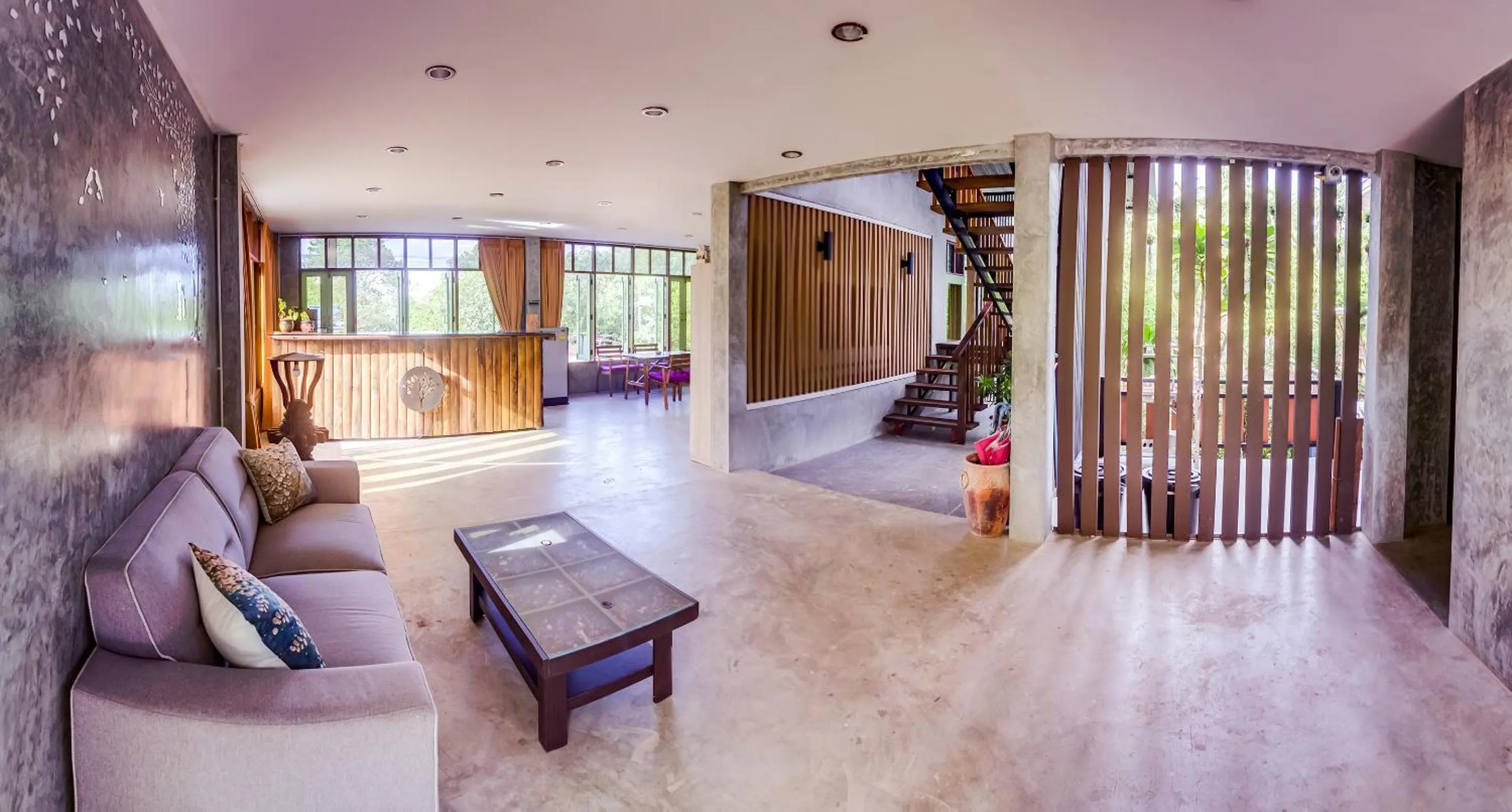 Lobby or reception, Bed in Tonmai Suites