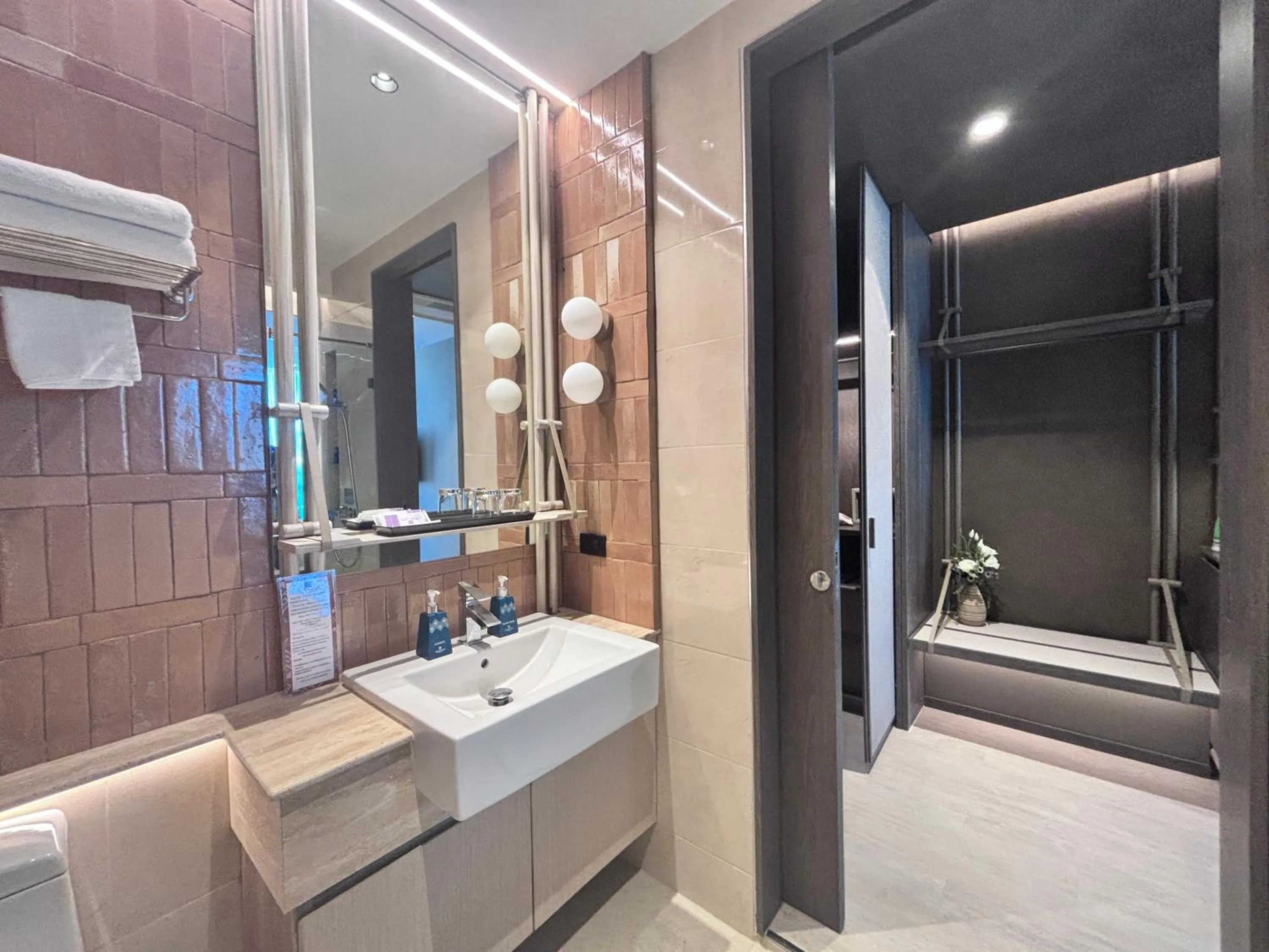 Bathroom in Grand Vista Hotel Chiangrai