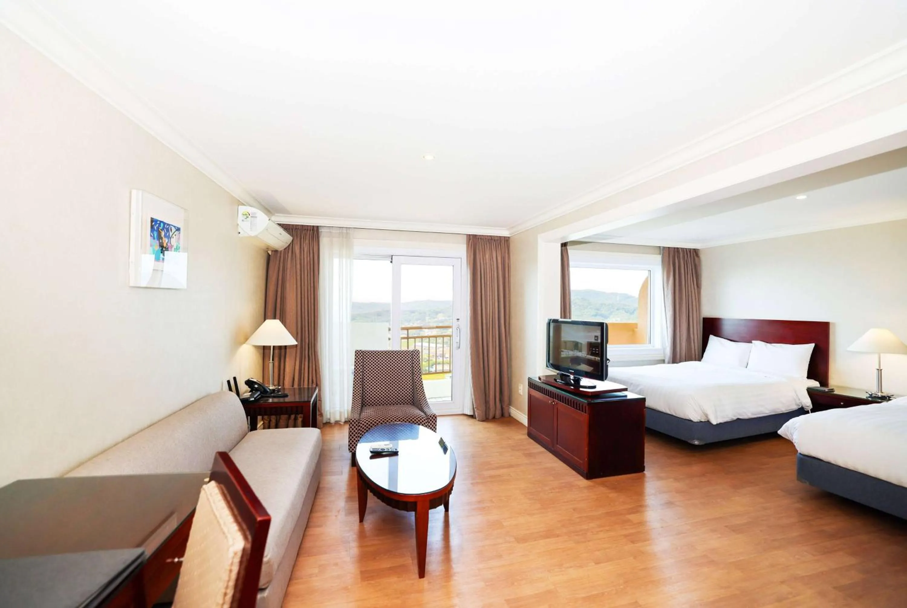 Photo of the whole room, Bed in La Vie Dor Hotel and Resort, Trademark Collection by Wyndham