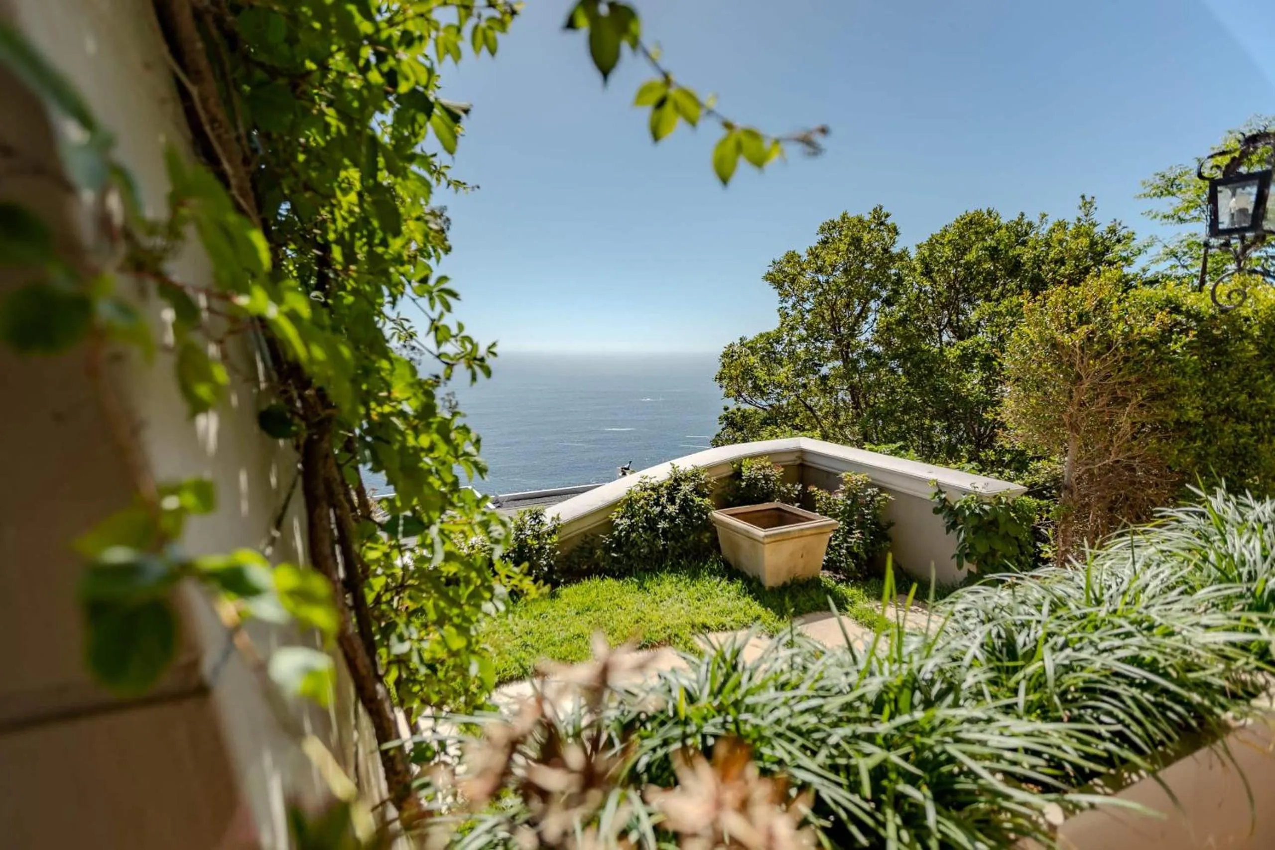 Natural landscape in 21 Nettleton Boutique Hotel & Luxury Residence