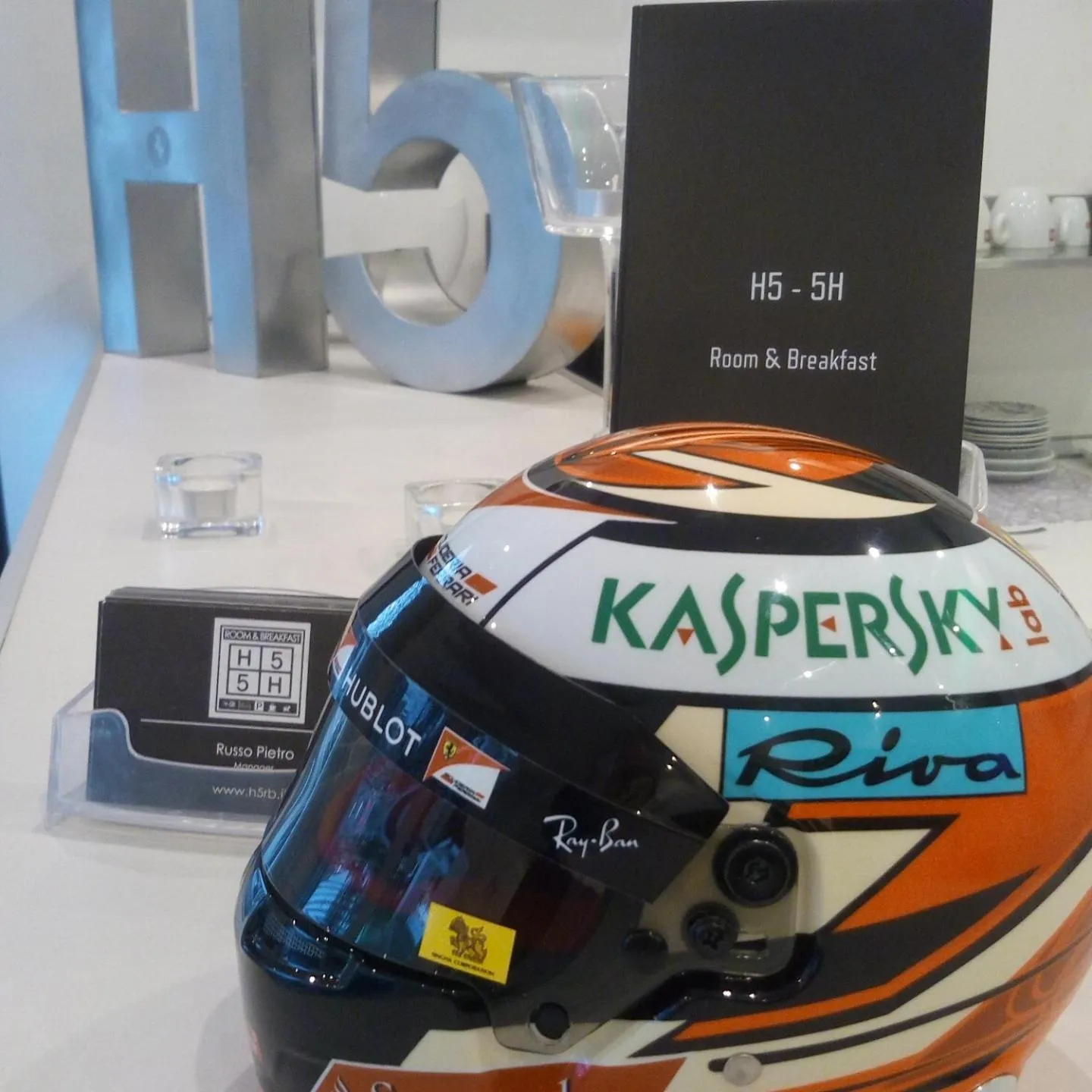 Decorative detail in H5-5H Luxury Room