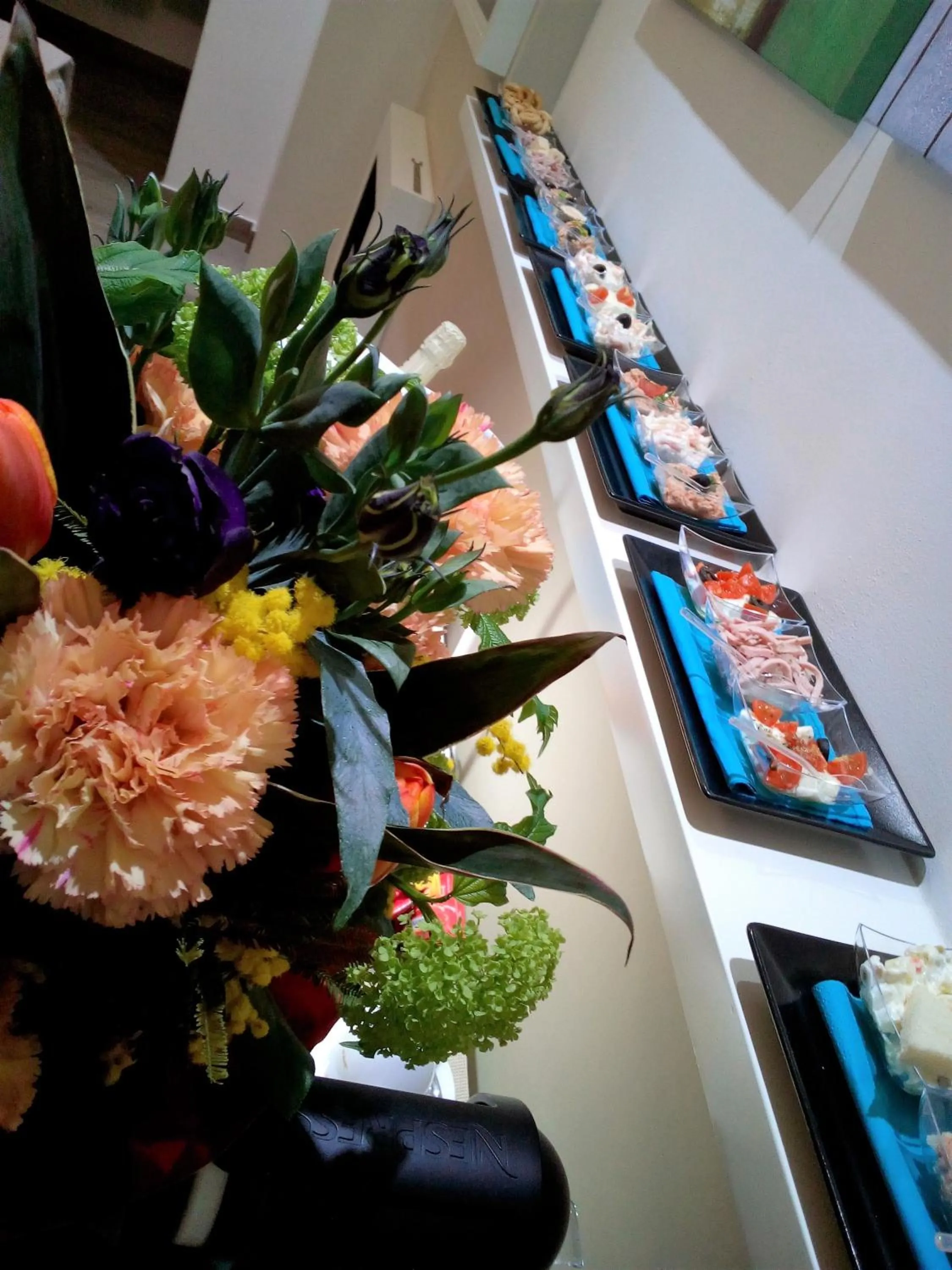 Food in H5-5H Luxury Room