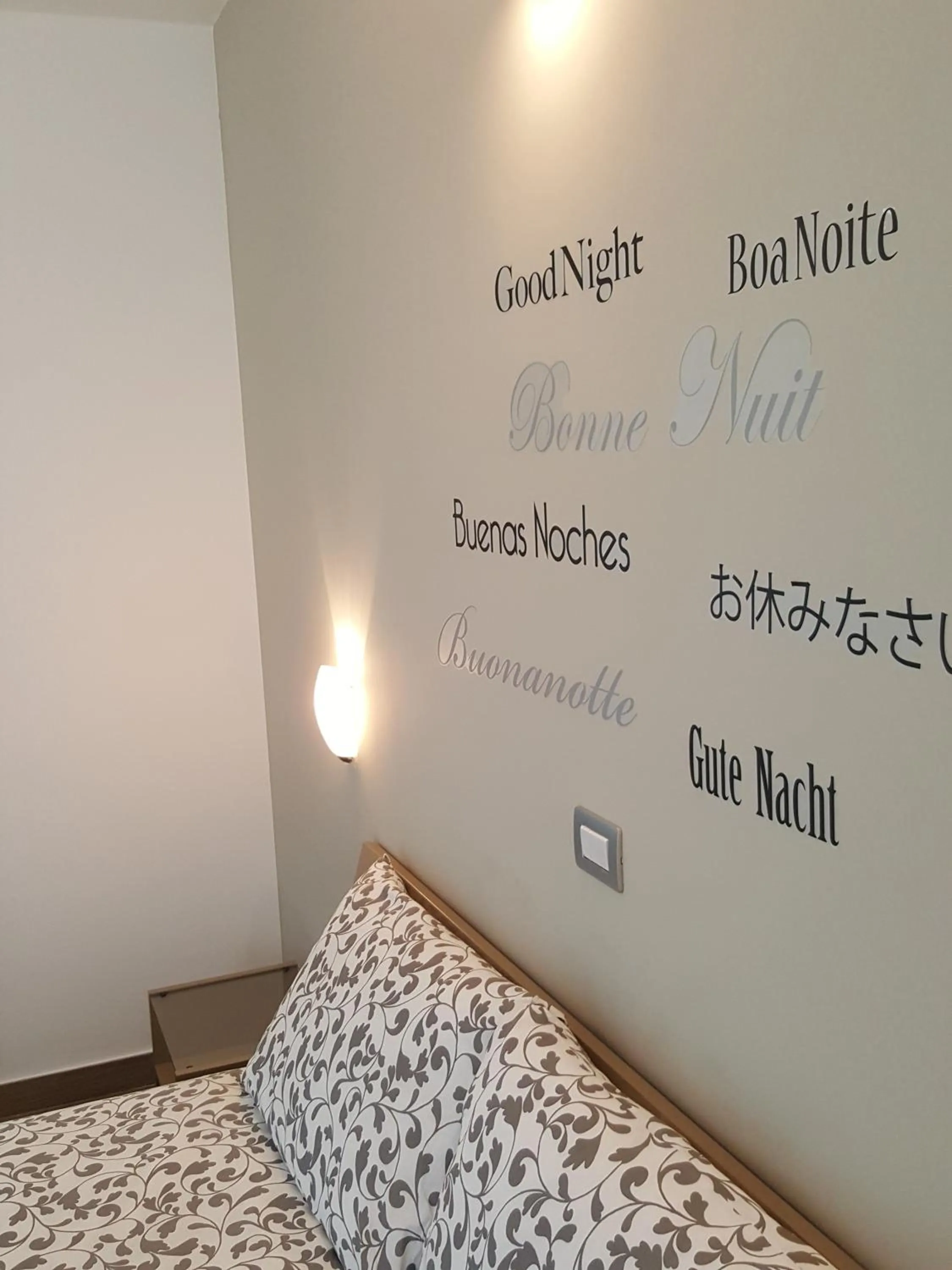 Decorative detail in H5-5H Luxury Room