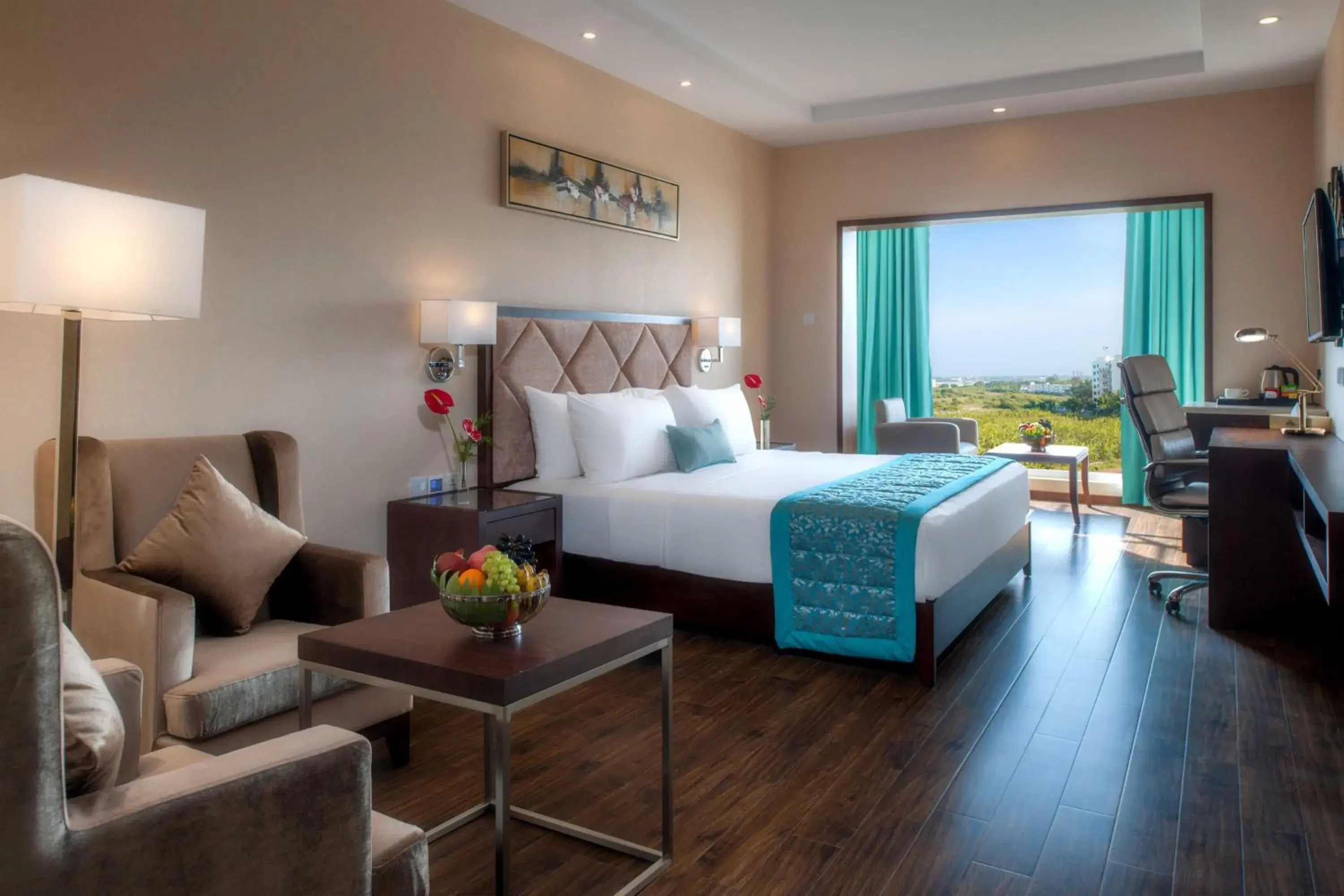 Deluxe King Room - Smoking in Days Hotel by Wyndham Chennai OMR Deluxe King Room - Smoking in Days Hotel by Wyndham Chennai OMR