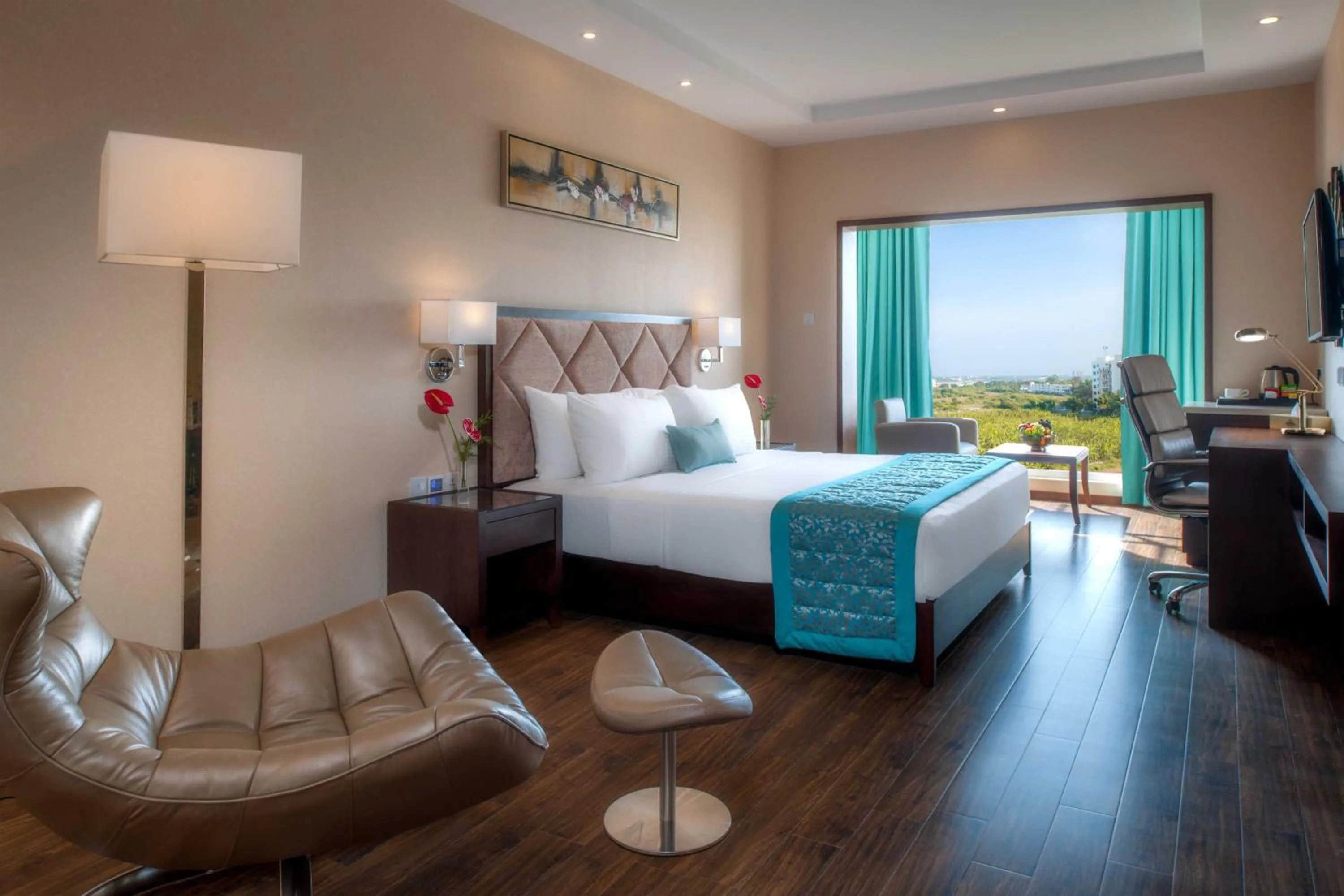 Bedroom, Bed in Days Hotel by Wyndham Chennai OMR