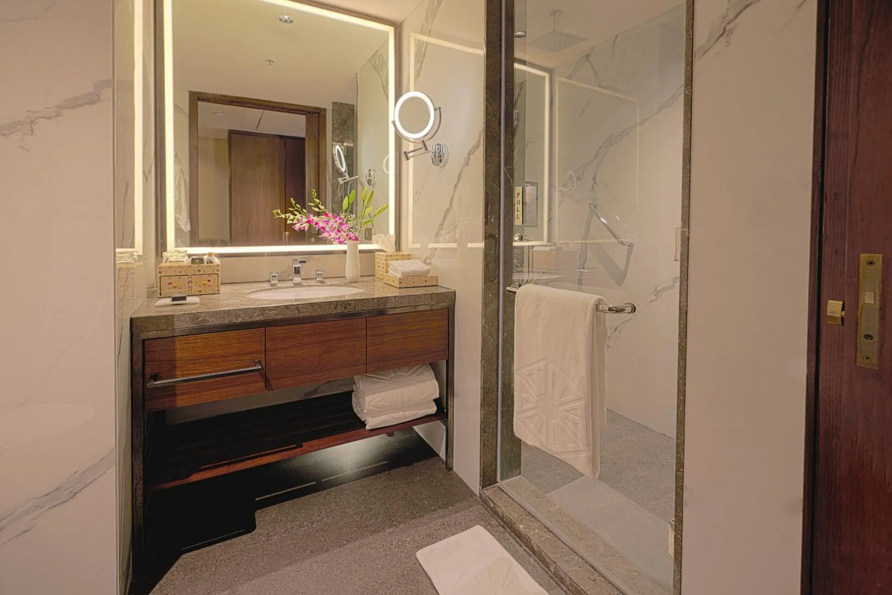 Twin Room - single occupancy in Taj Bangalore Twin Room - single occupancy in Taj Bangalore