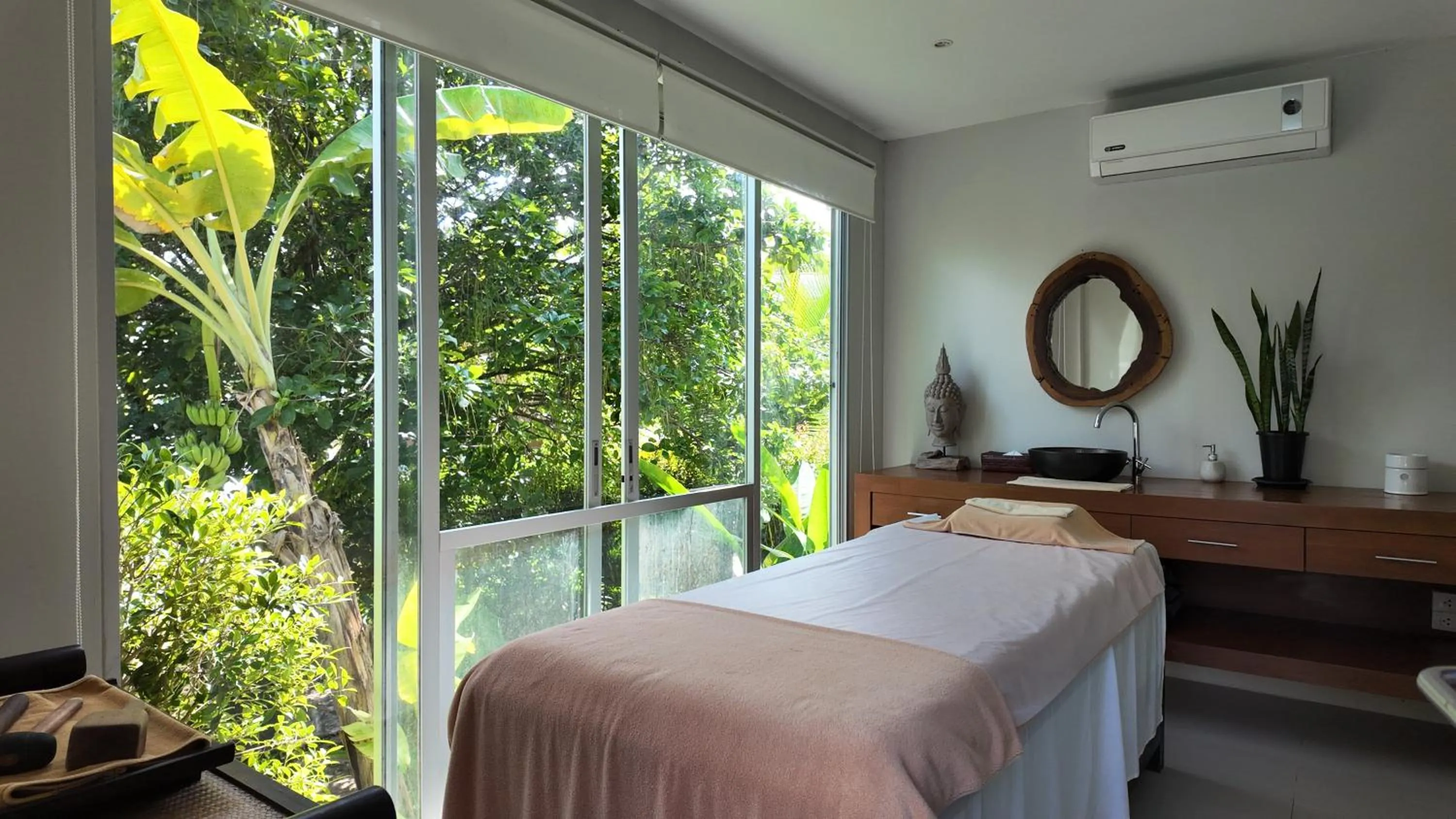 Spa and wellness centre/facilities in TheLifeCo Phuket - Holistic Wellbeing Center