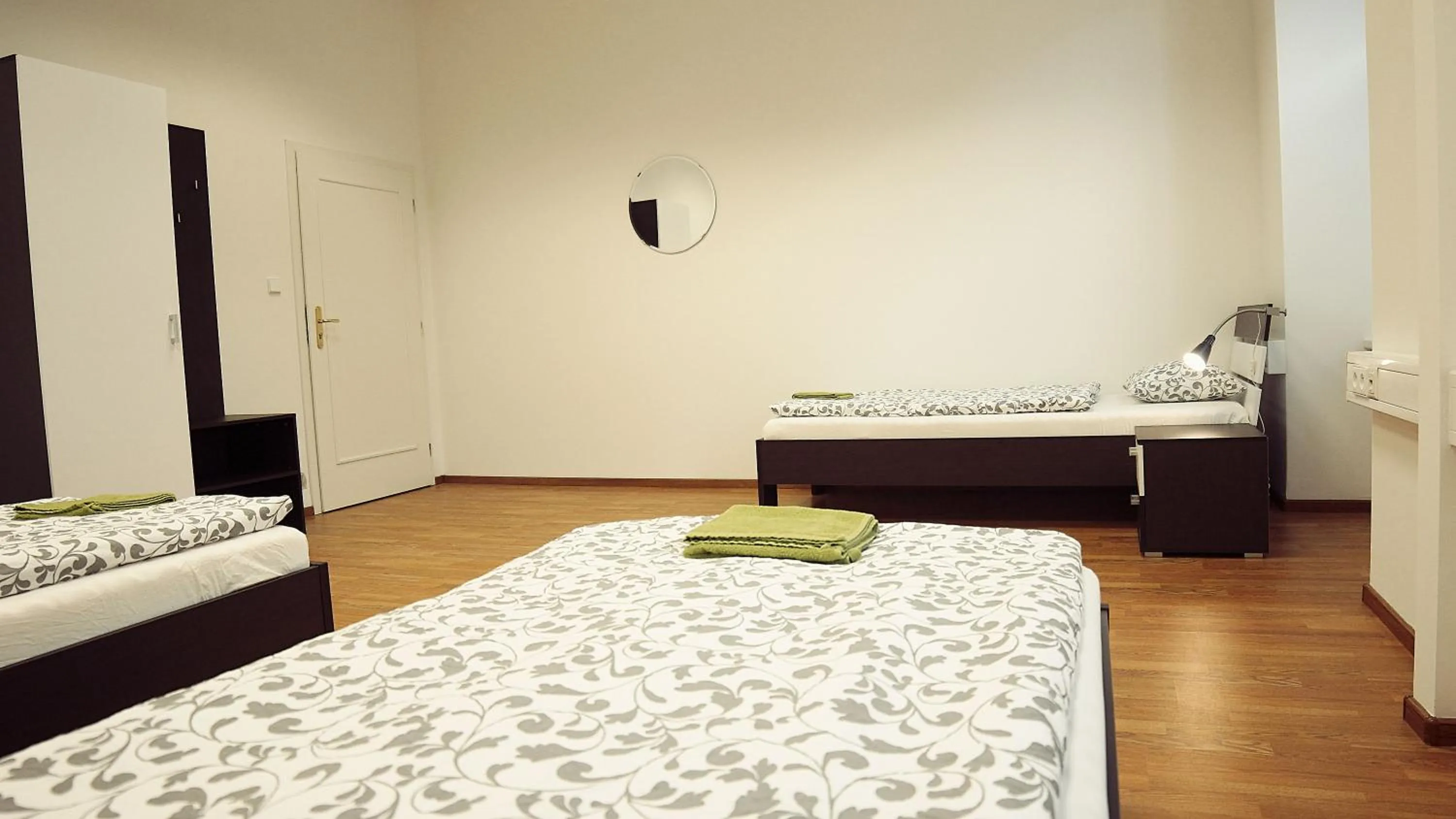 Photo of the whole room, Bed in Hostel Folks